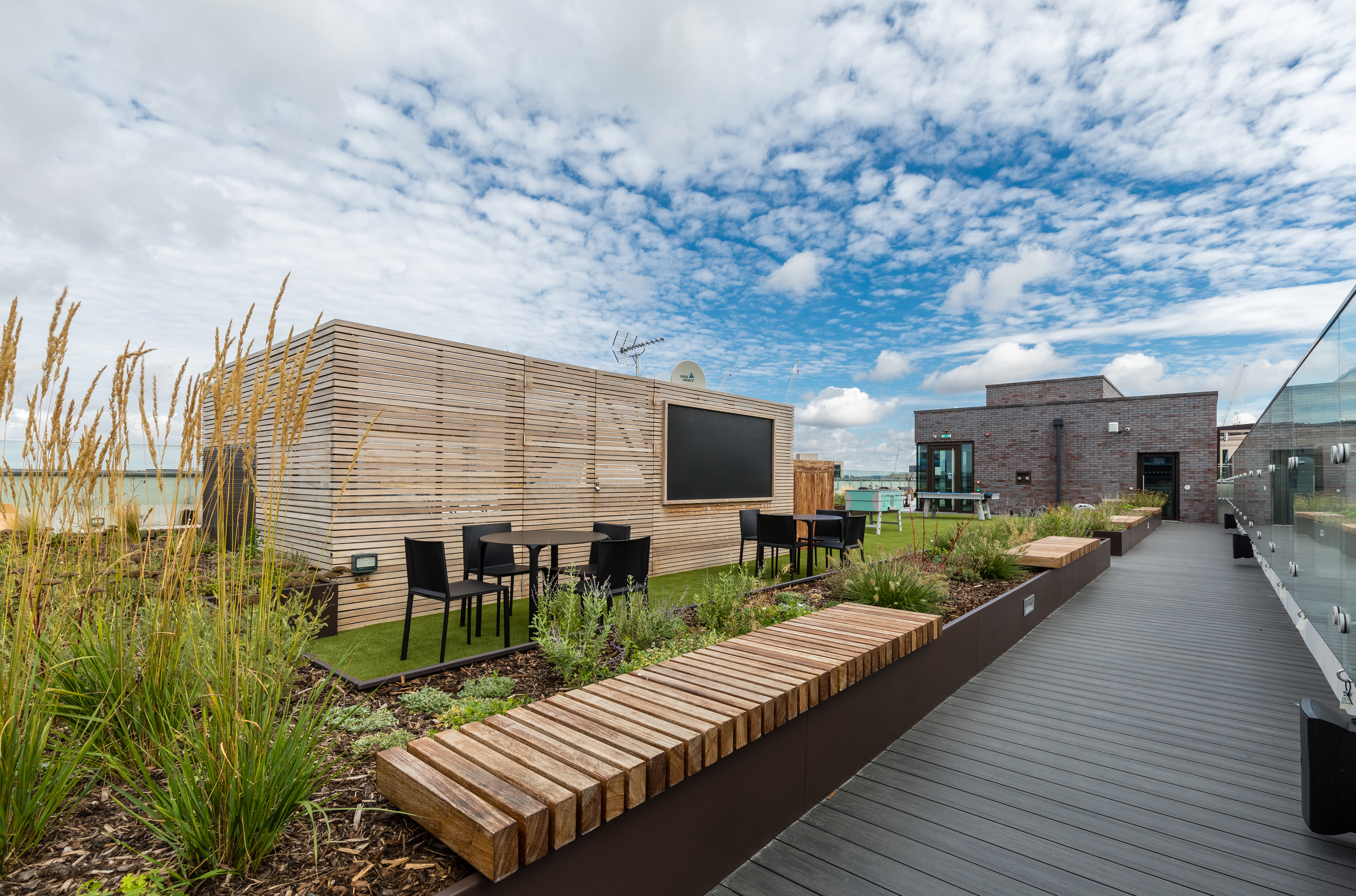 Roof garden in Quintain Living 