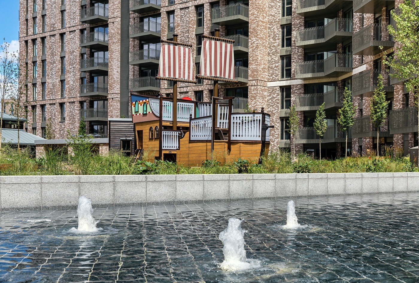 wembley park site with water fountains