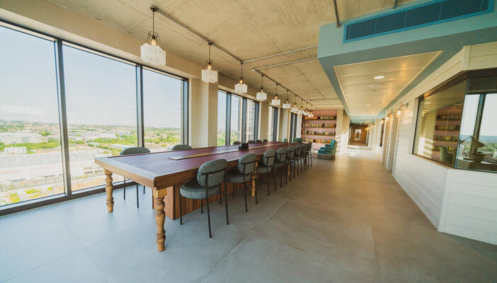 Hot desk space in The Robinson