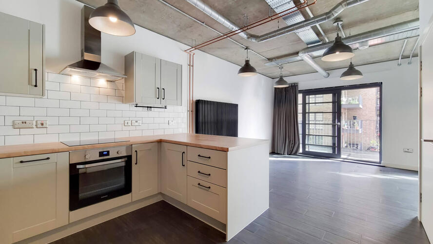 a1a4L000000Ht0OQAS.jpg