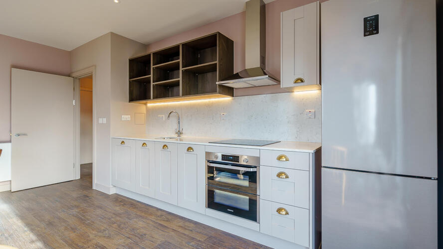 a1a4L000003NY4OQAW.jpg