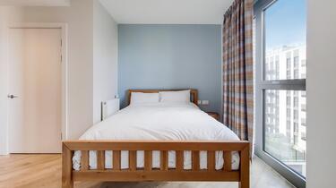 a1a4L000000HyyLQAS.jpg