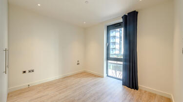 a1a4L000003NBiBQAW.jpg