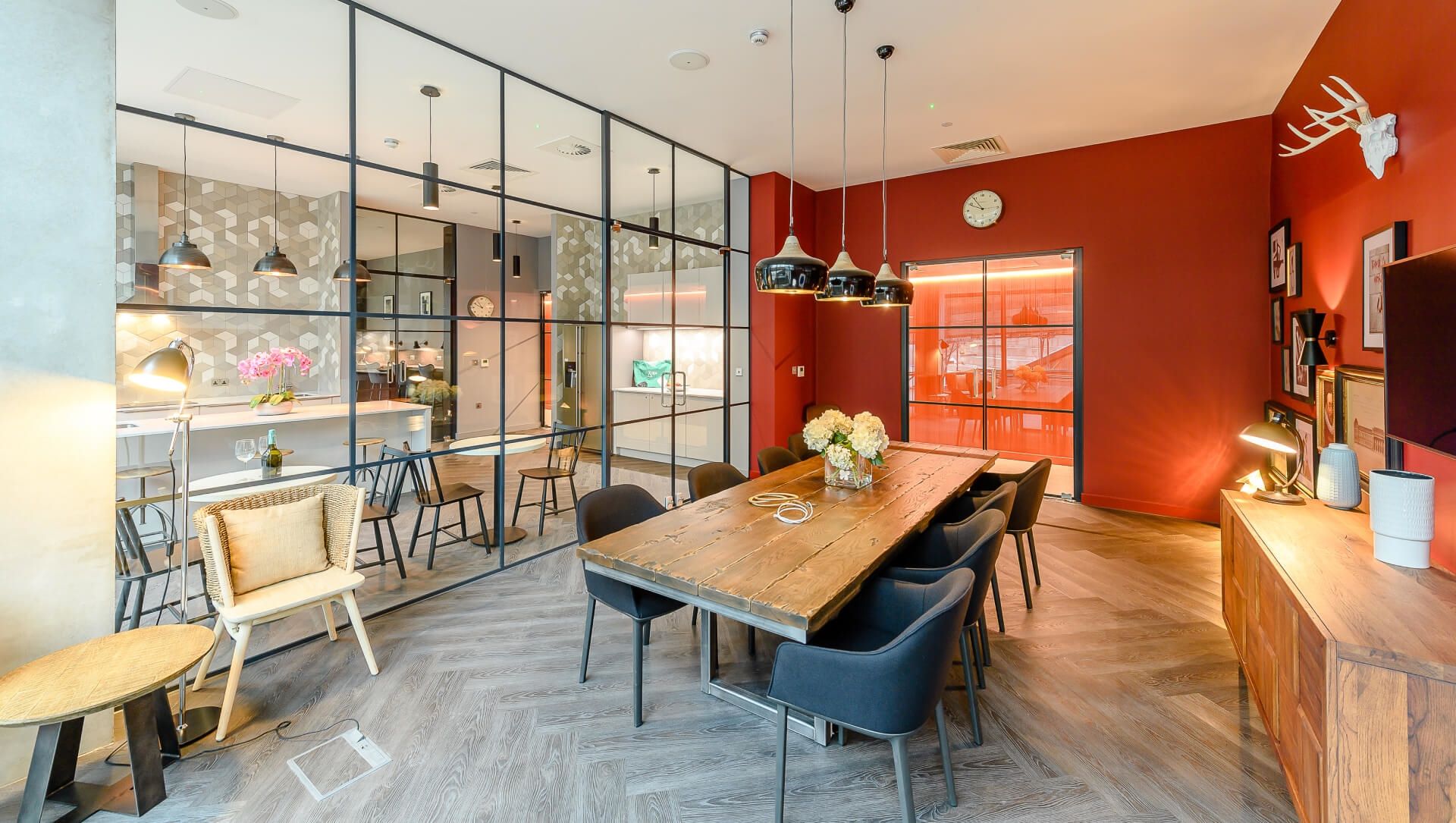 _Landsby_West_Social_DiningRoom_Image01.jpg