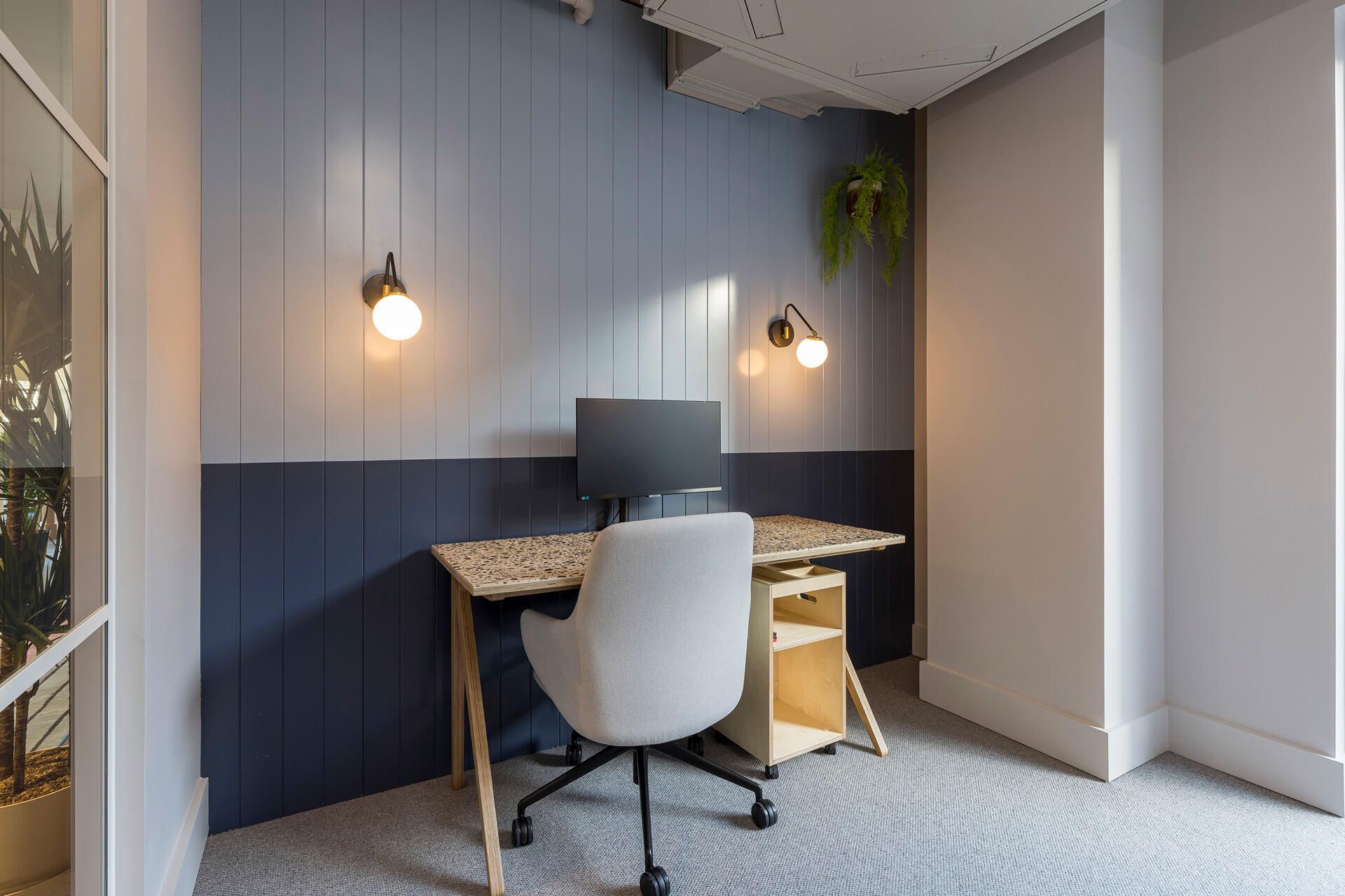 Private offices in Repton Gardens