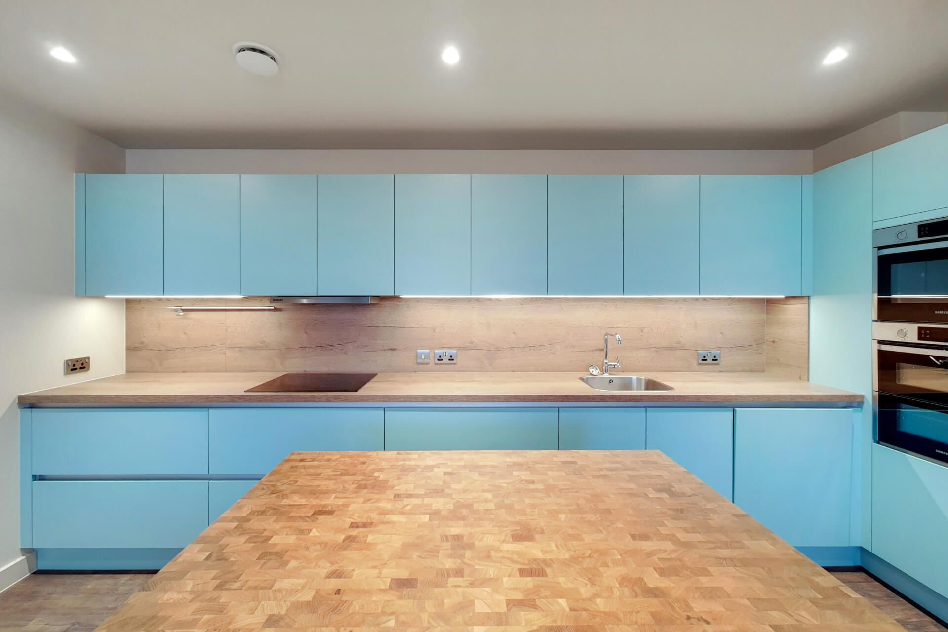 1829 The Robinson South