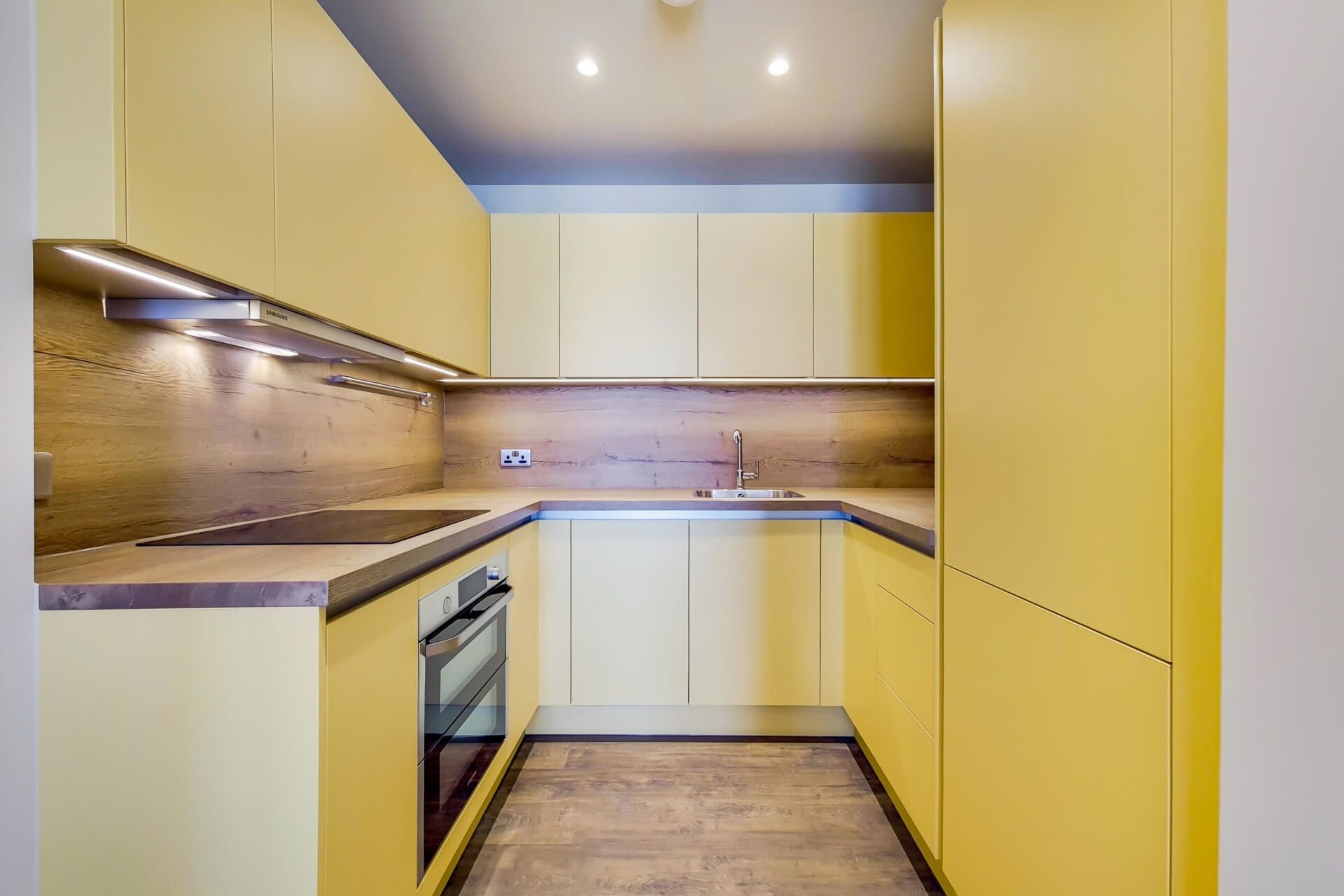 443 The Robinson East