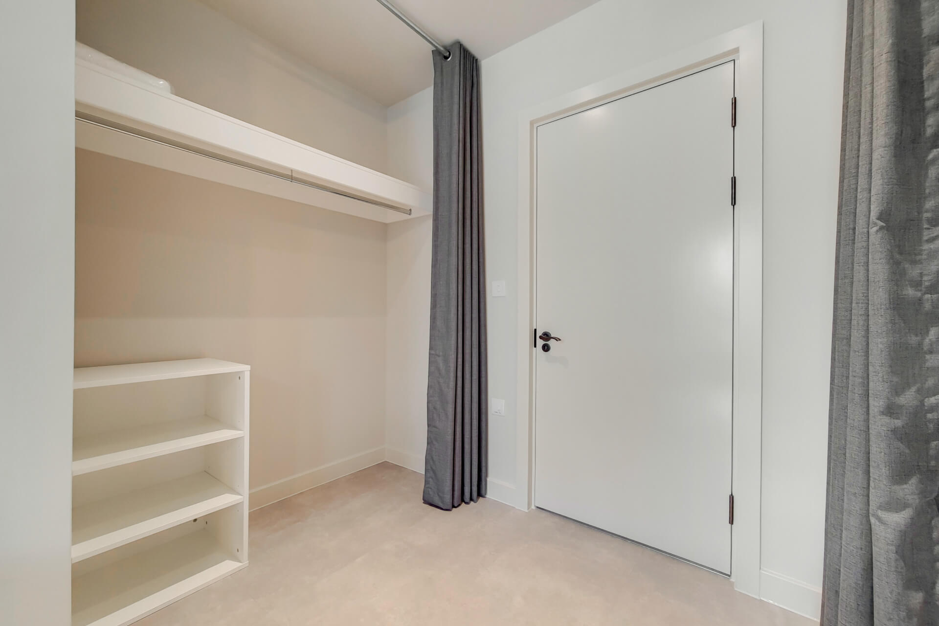 unit image
