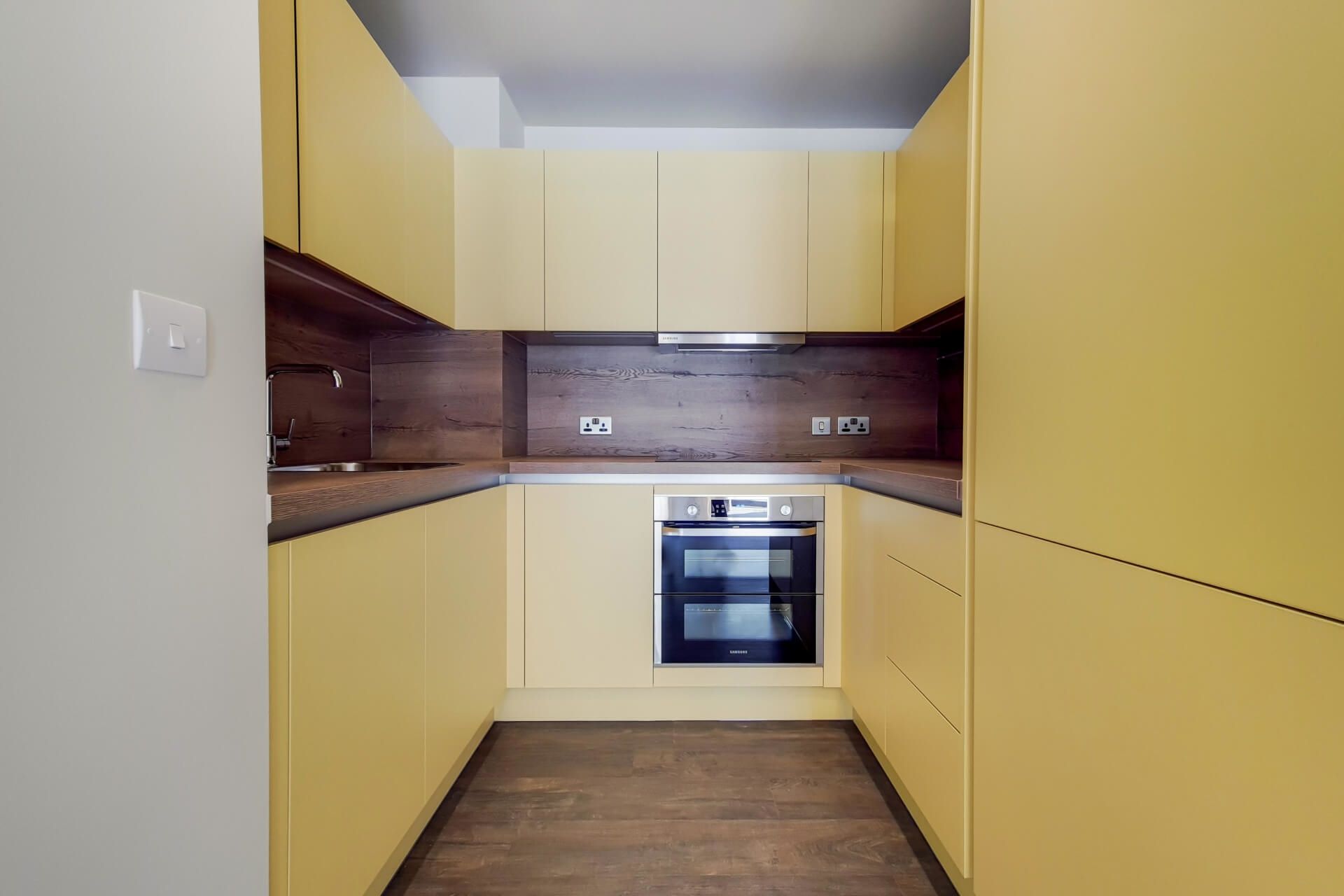 413 The Robinson West