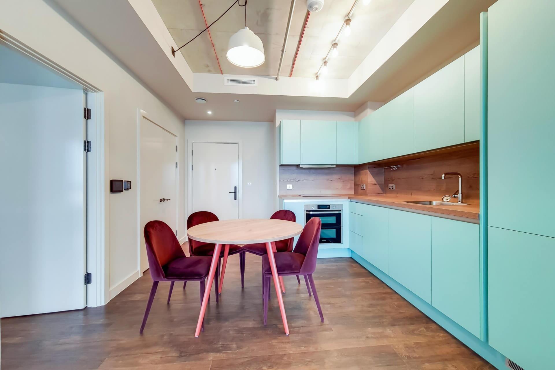 632 The Robinson South