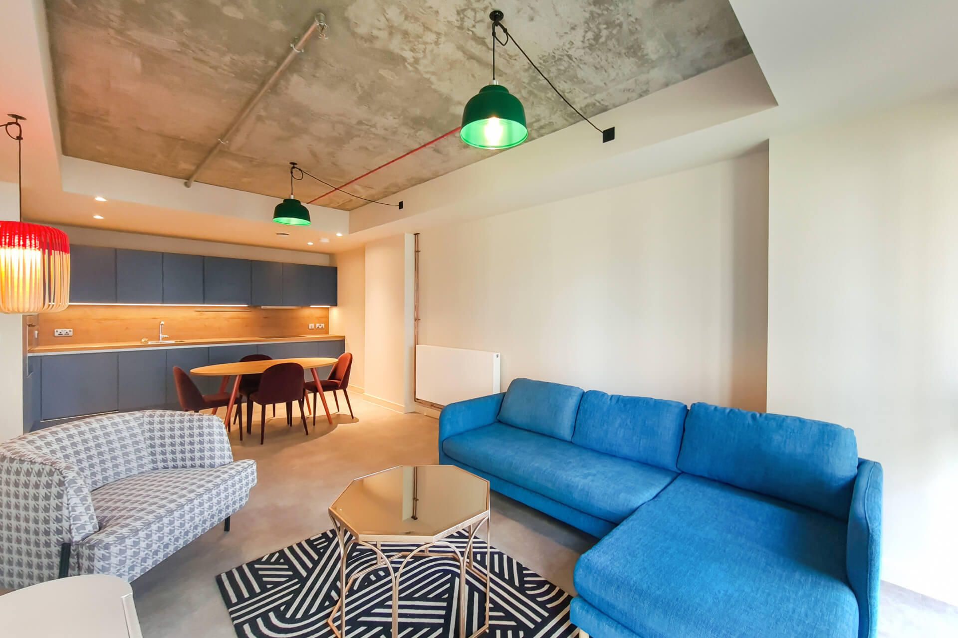 750 The Robinson East