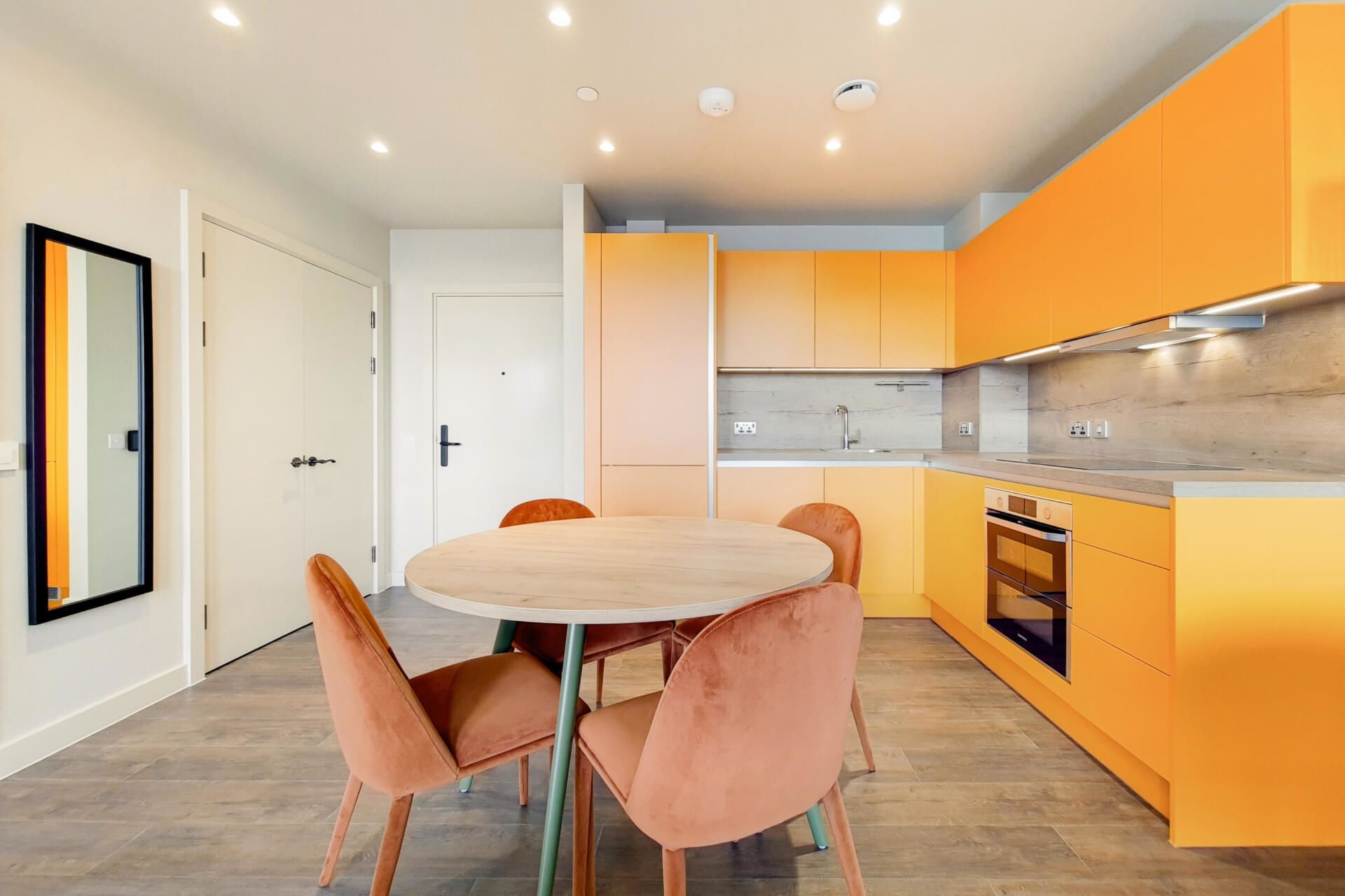 821 The Robinson South