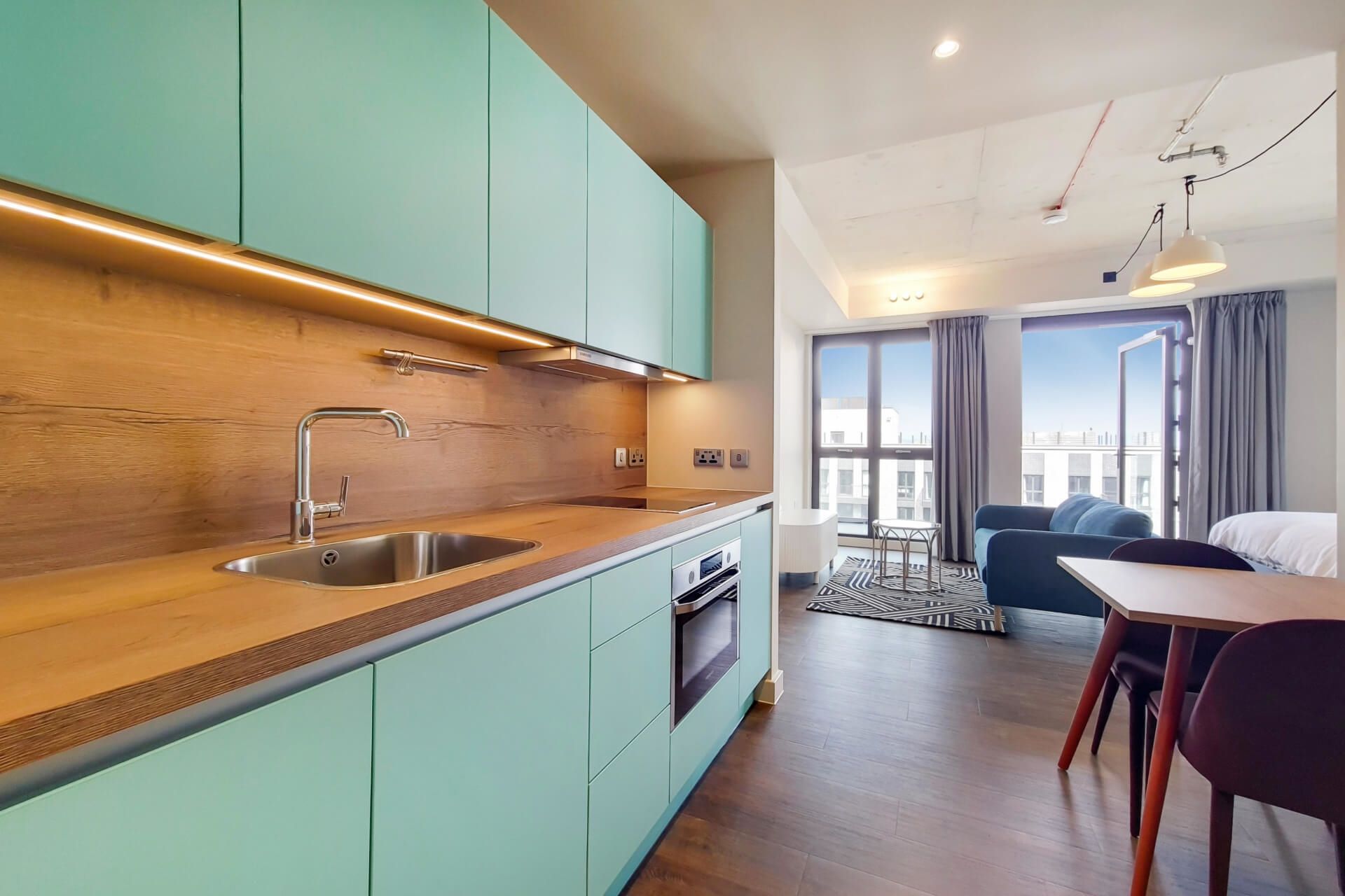 1208 The Robinson West