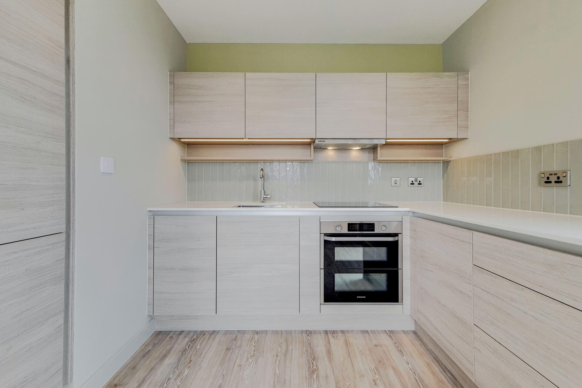 902 Madison West