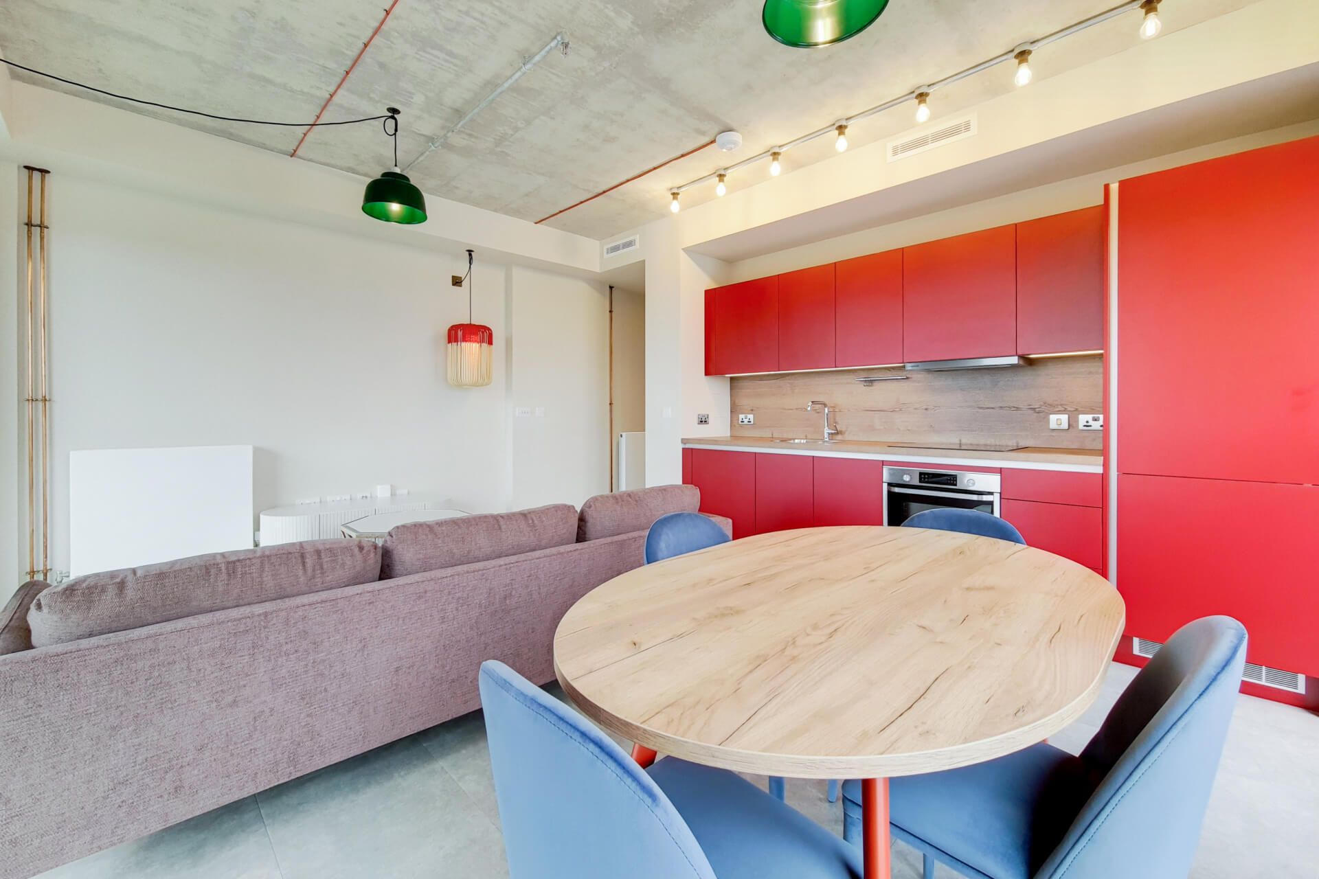 1723 The Robinson South