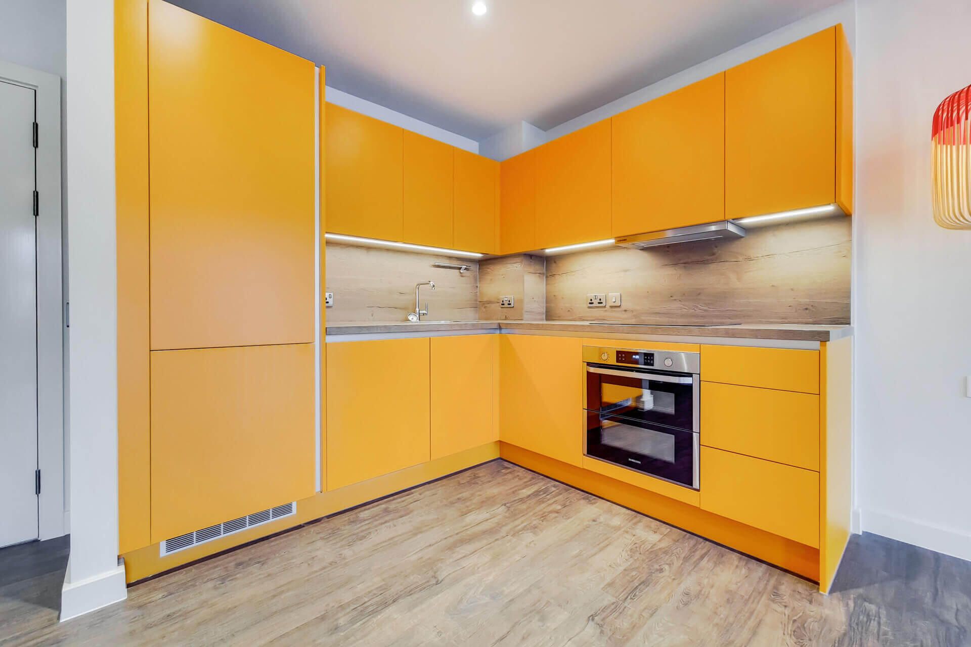 846 The Robinson East