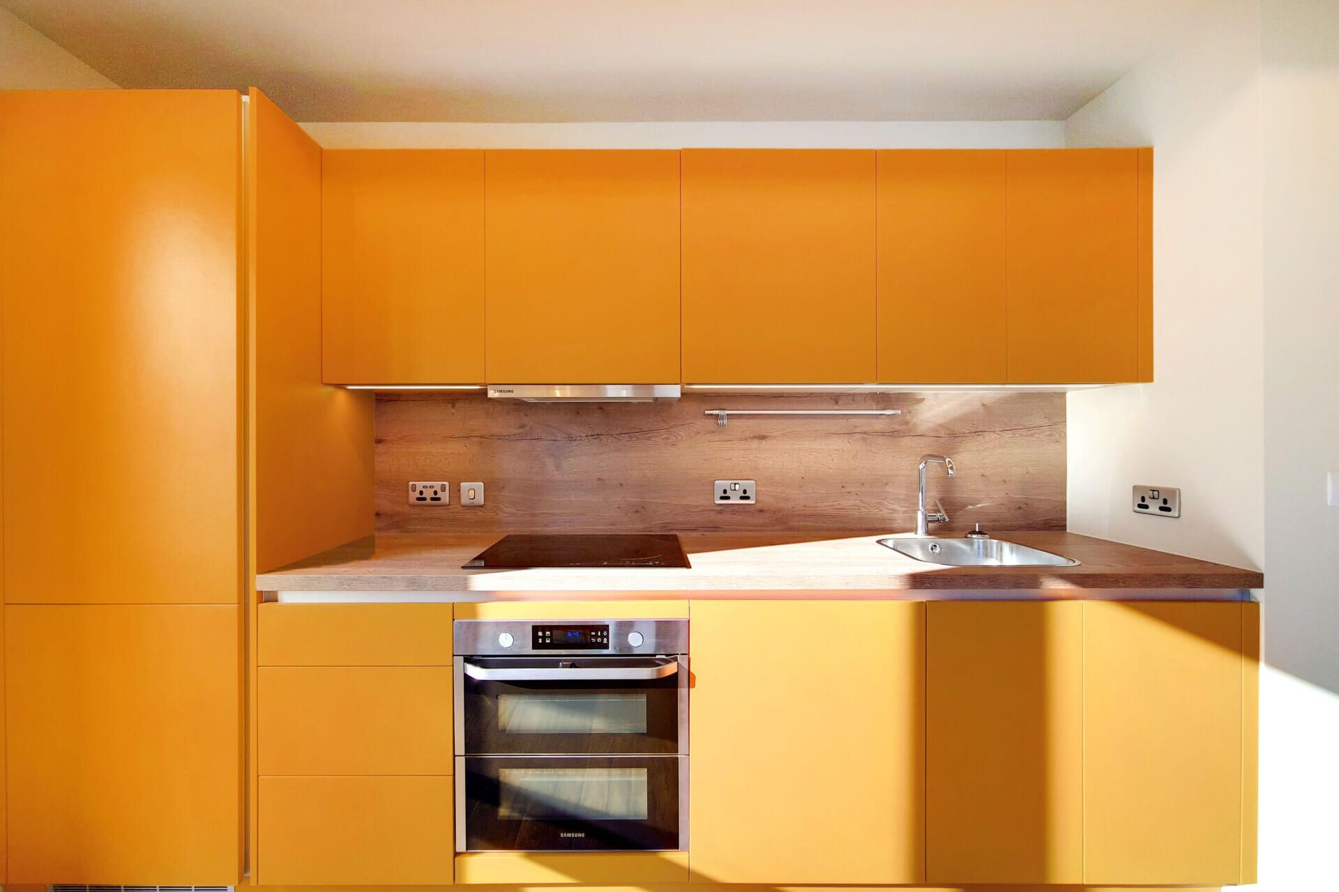 850 The Robinson East