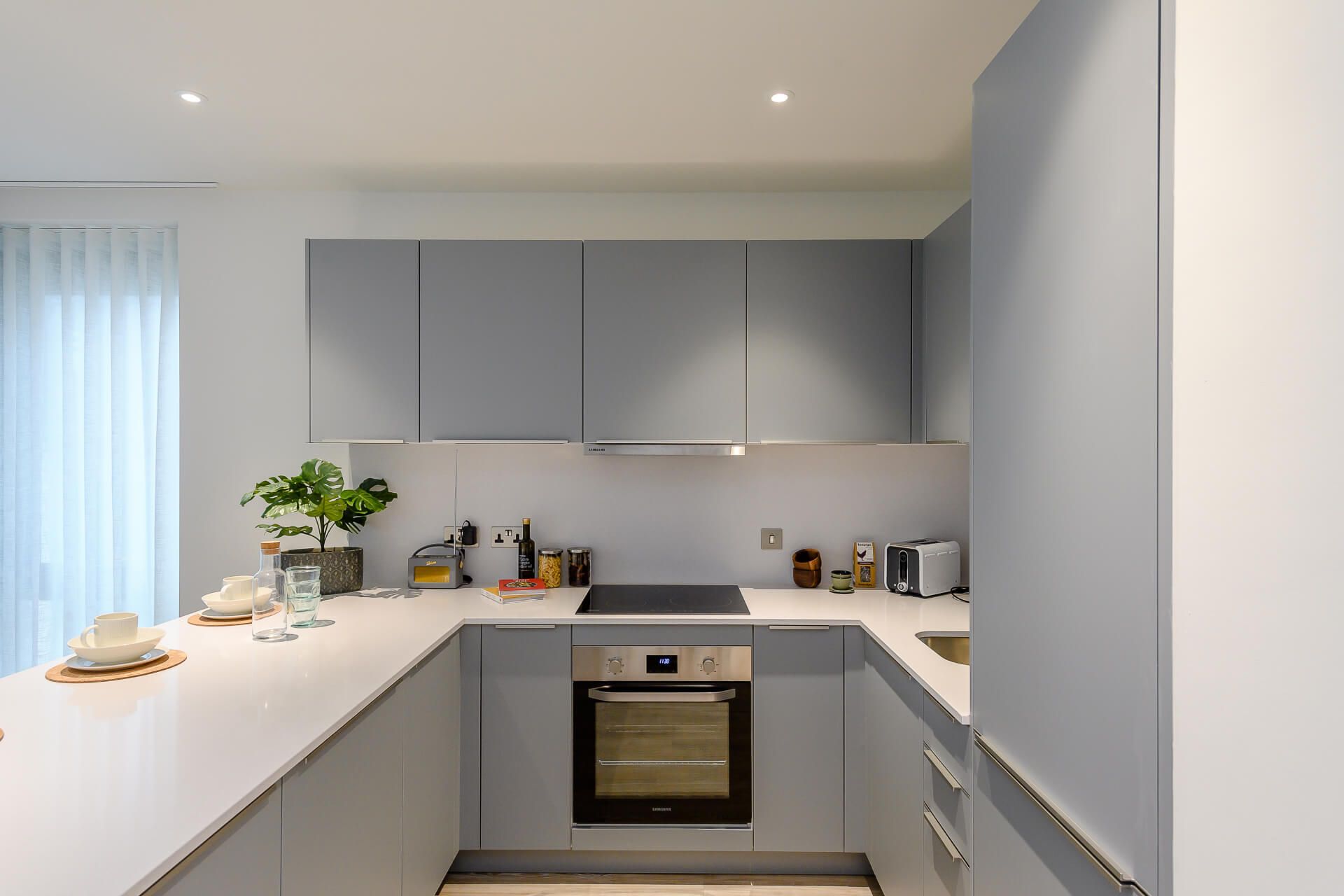 312 Landsby West