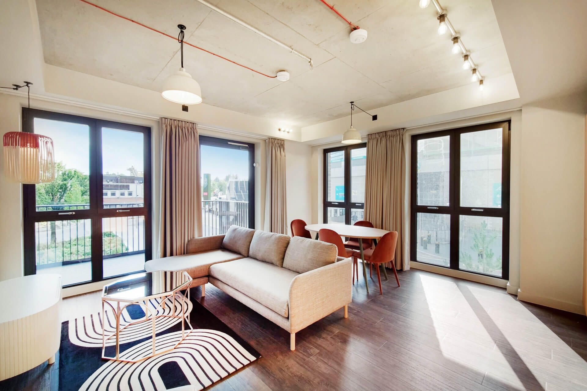 225 The Robinson South