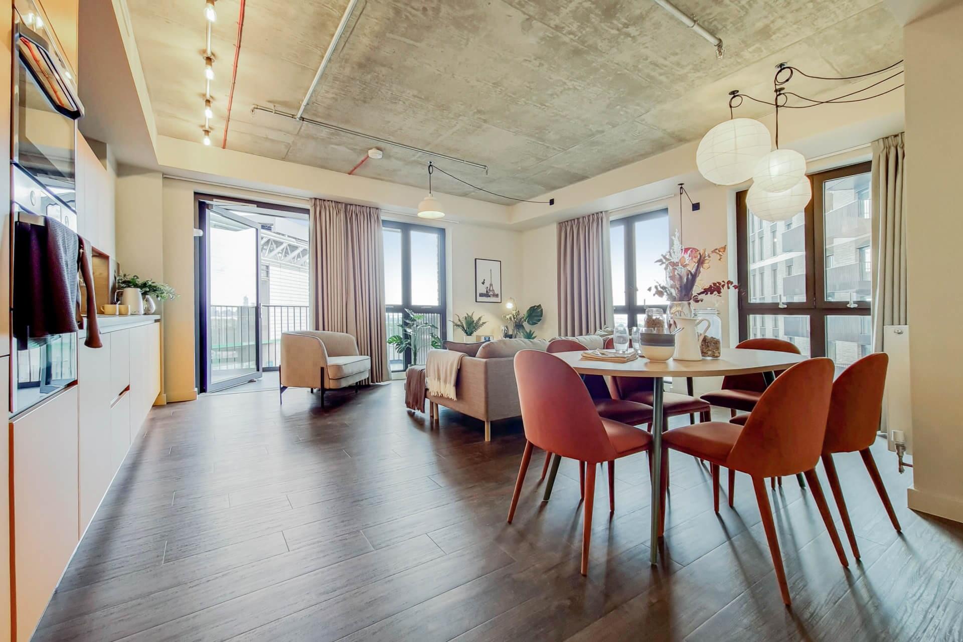 2223 The Robinson South