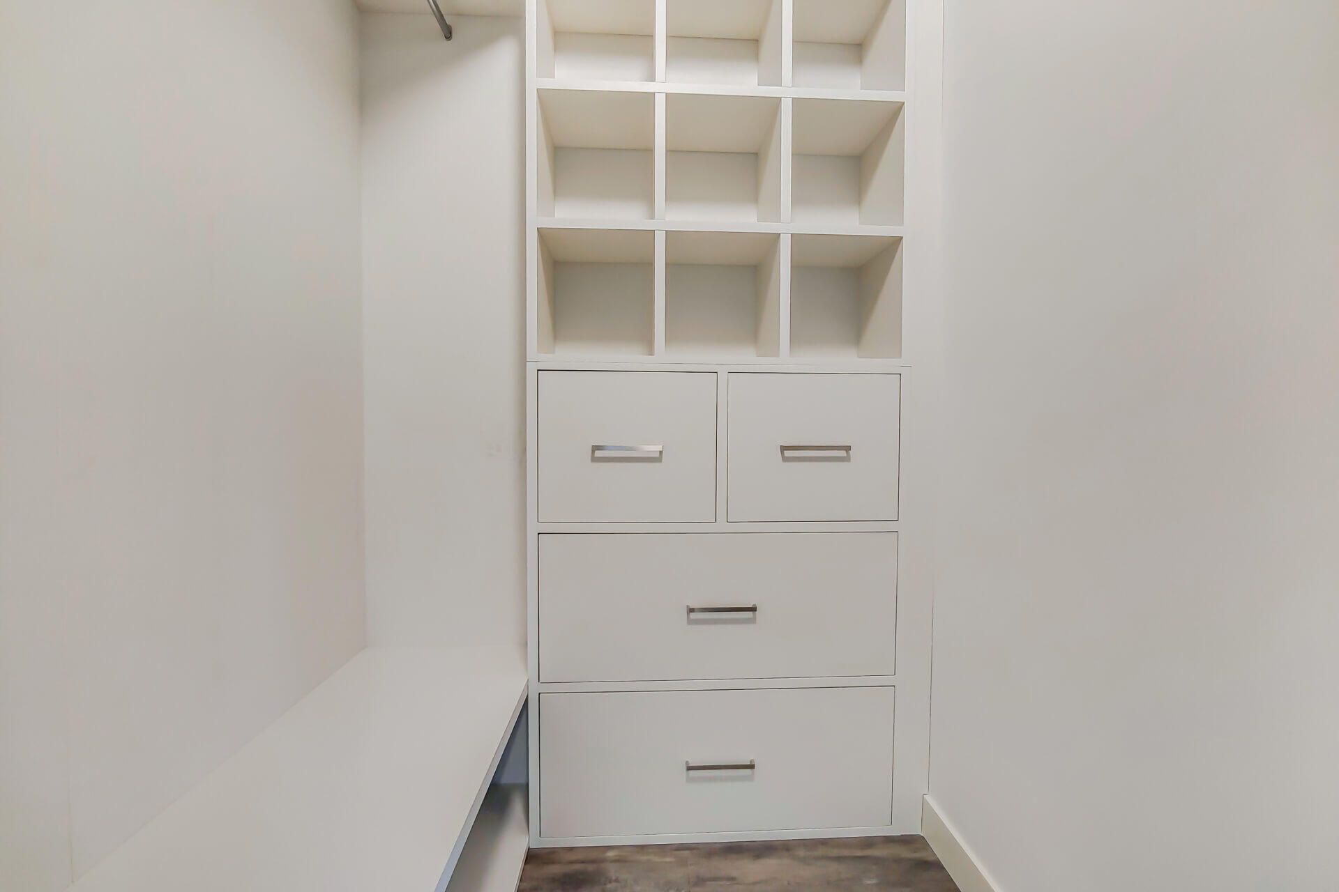 unit image