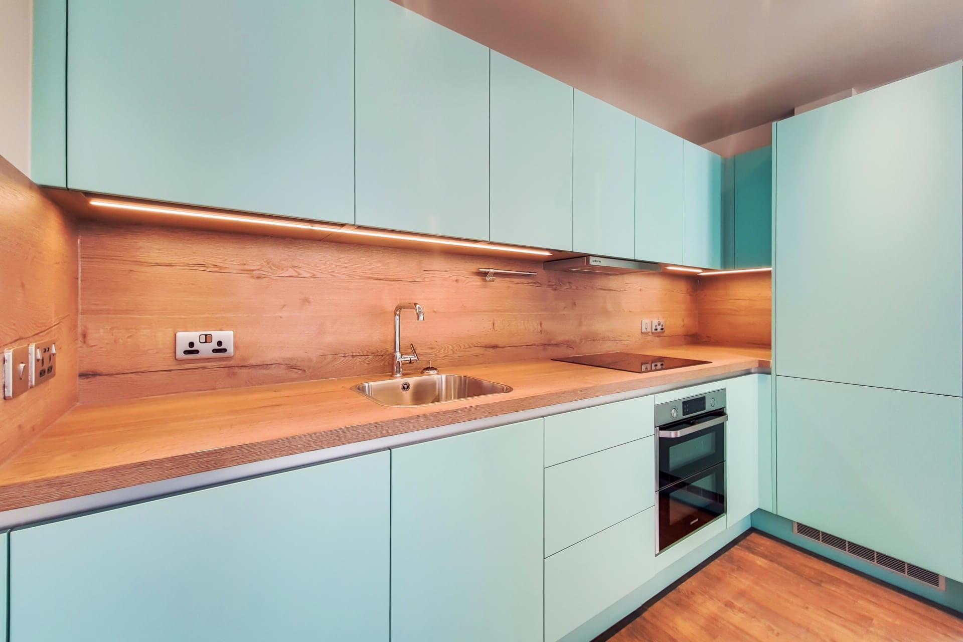 631 The Robinson South