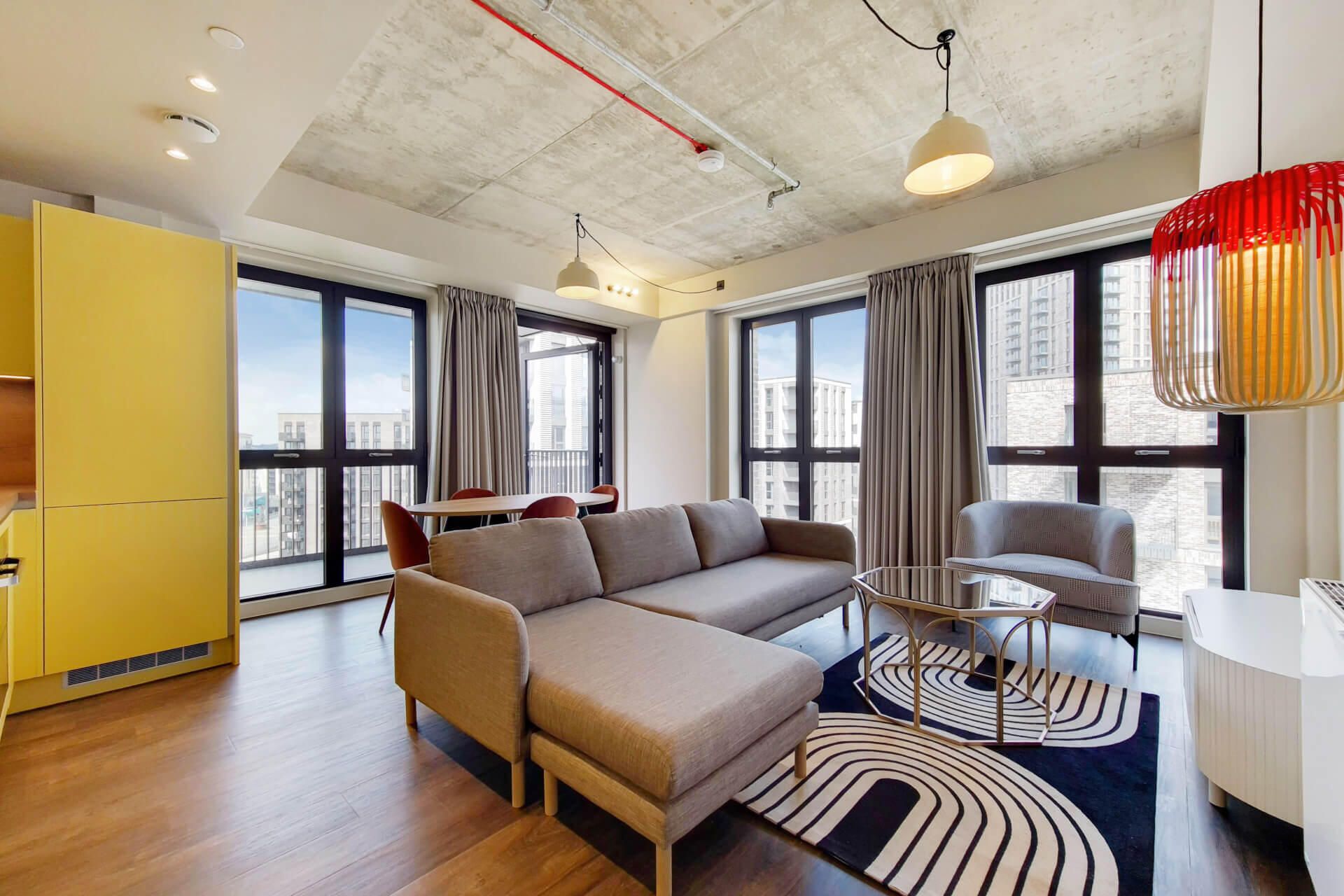 1049 The Robinson East