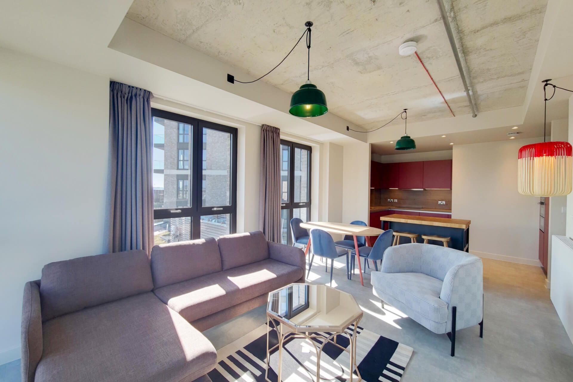 1142 The Robinson East