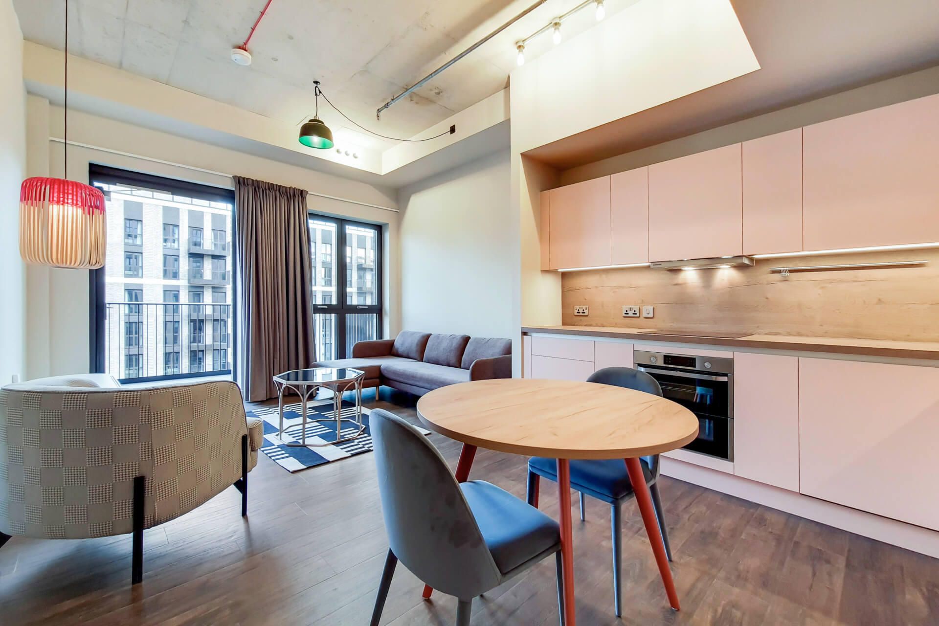 1506 The Robinson West