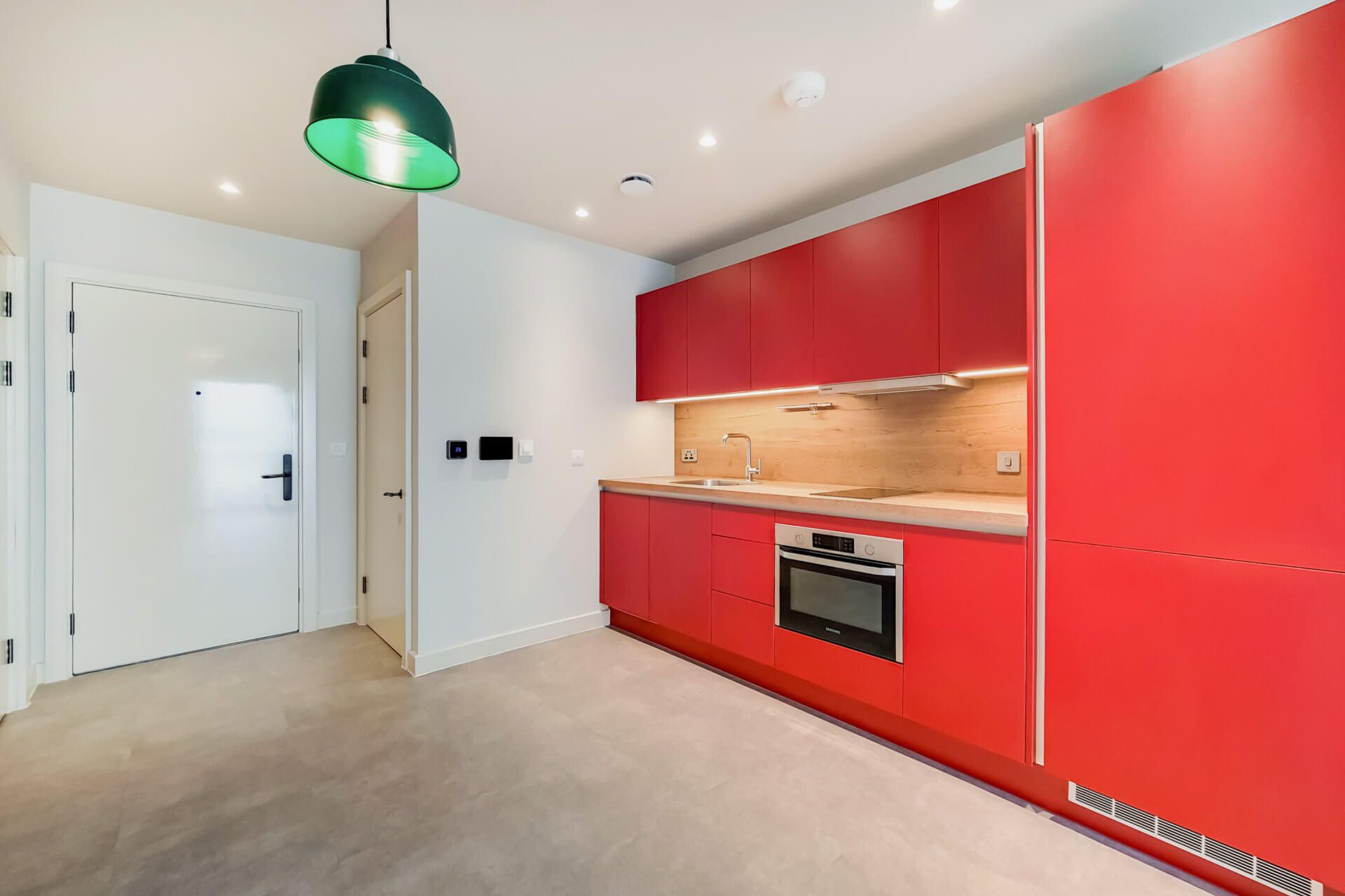 1727 The Robinson South