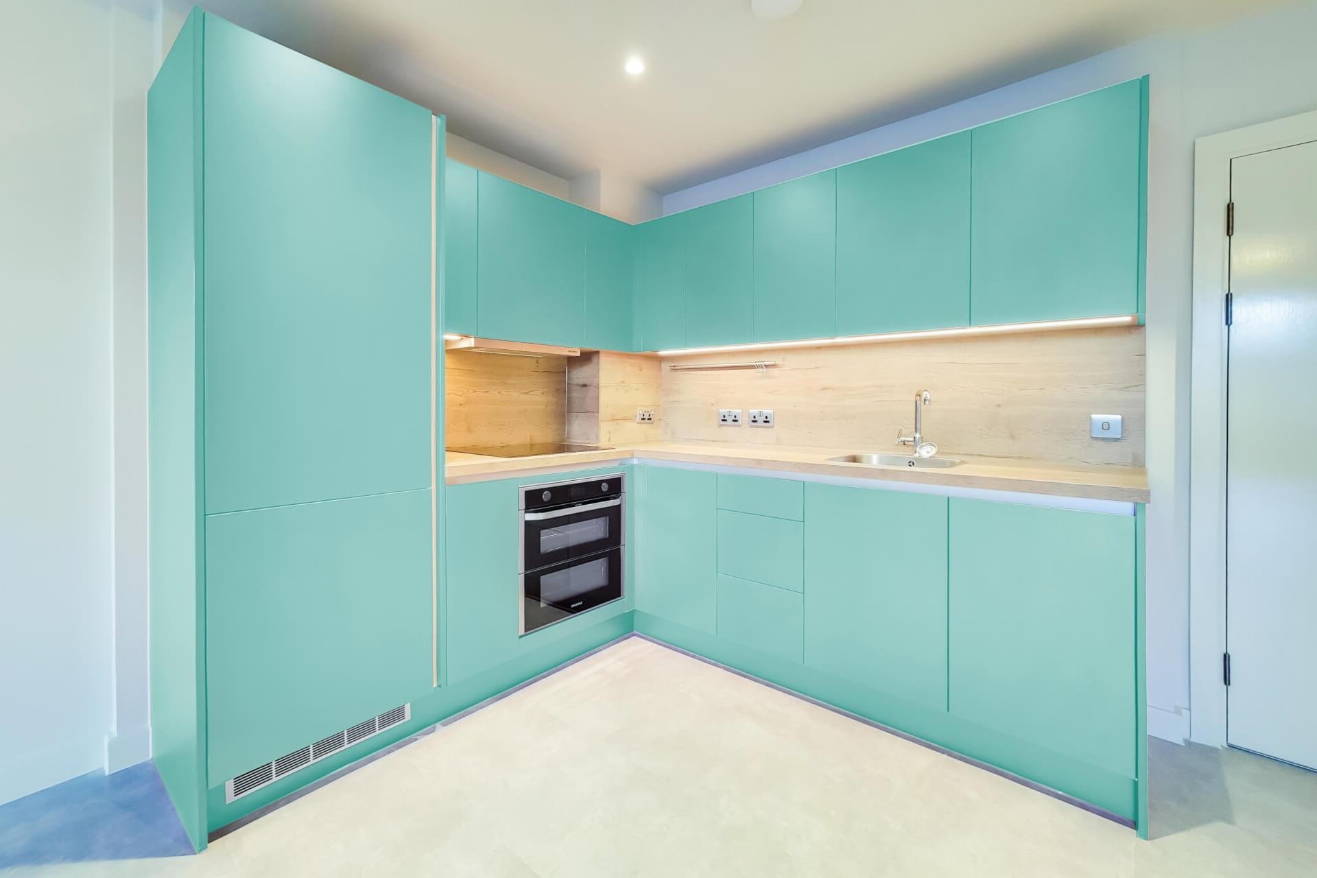 1833 The Robinson South