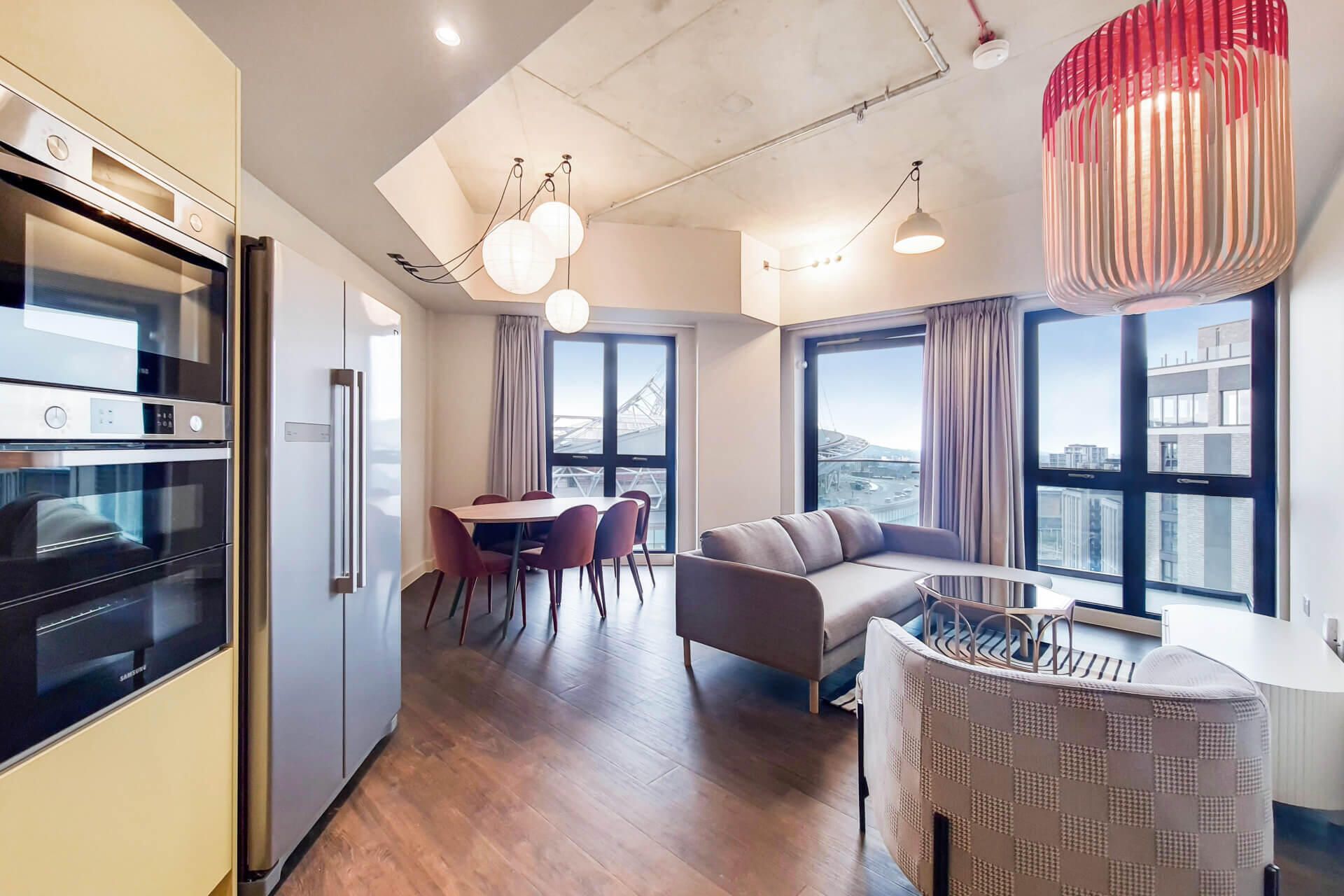 2228 The Robinson South