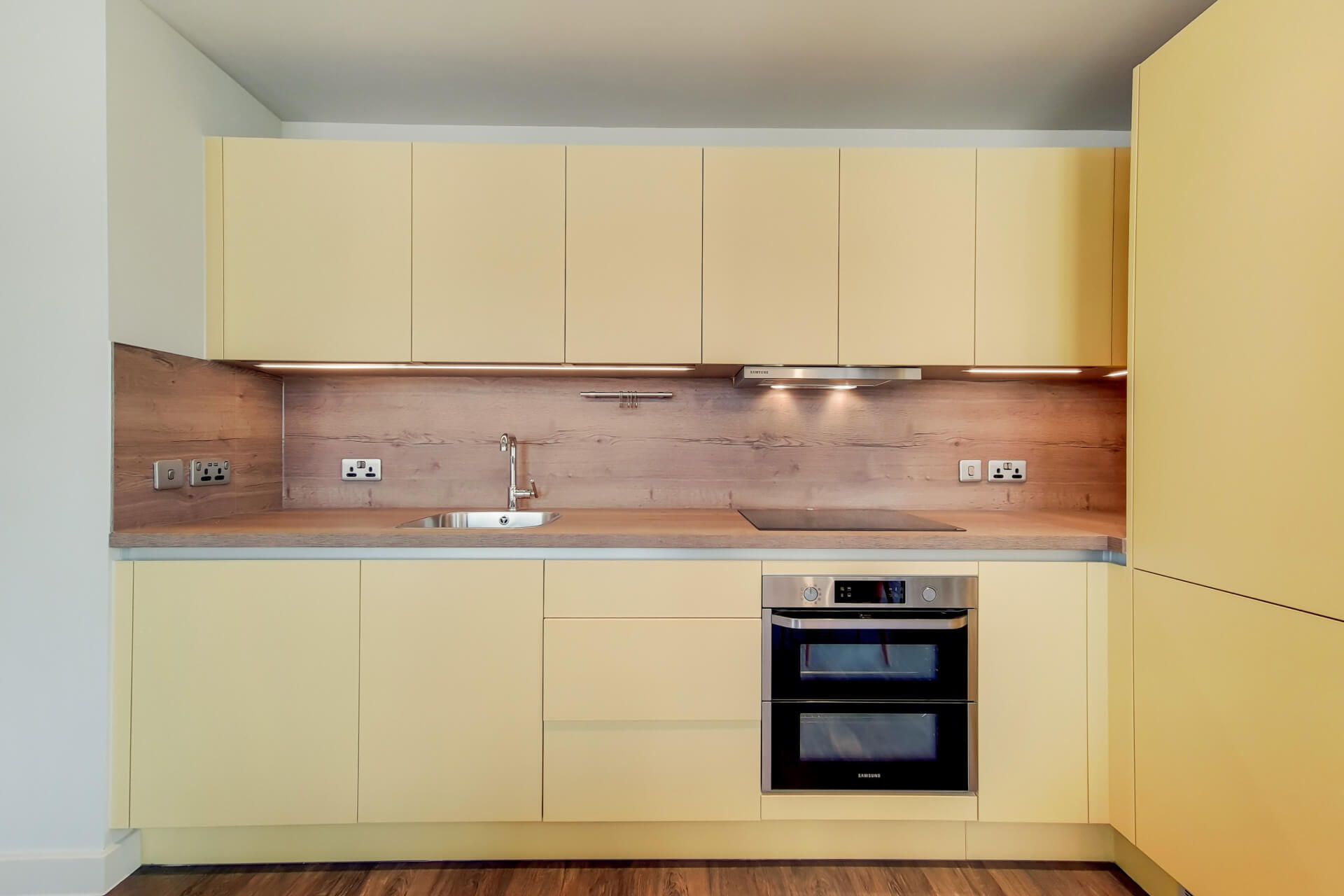 2226 The Robinson South