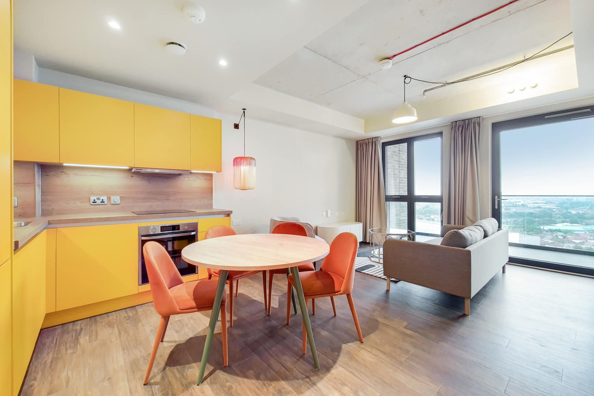 1421 The Robinson South