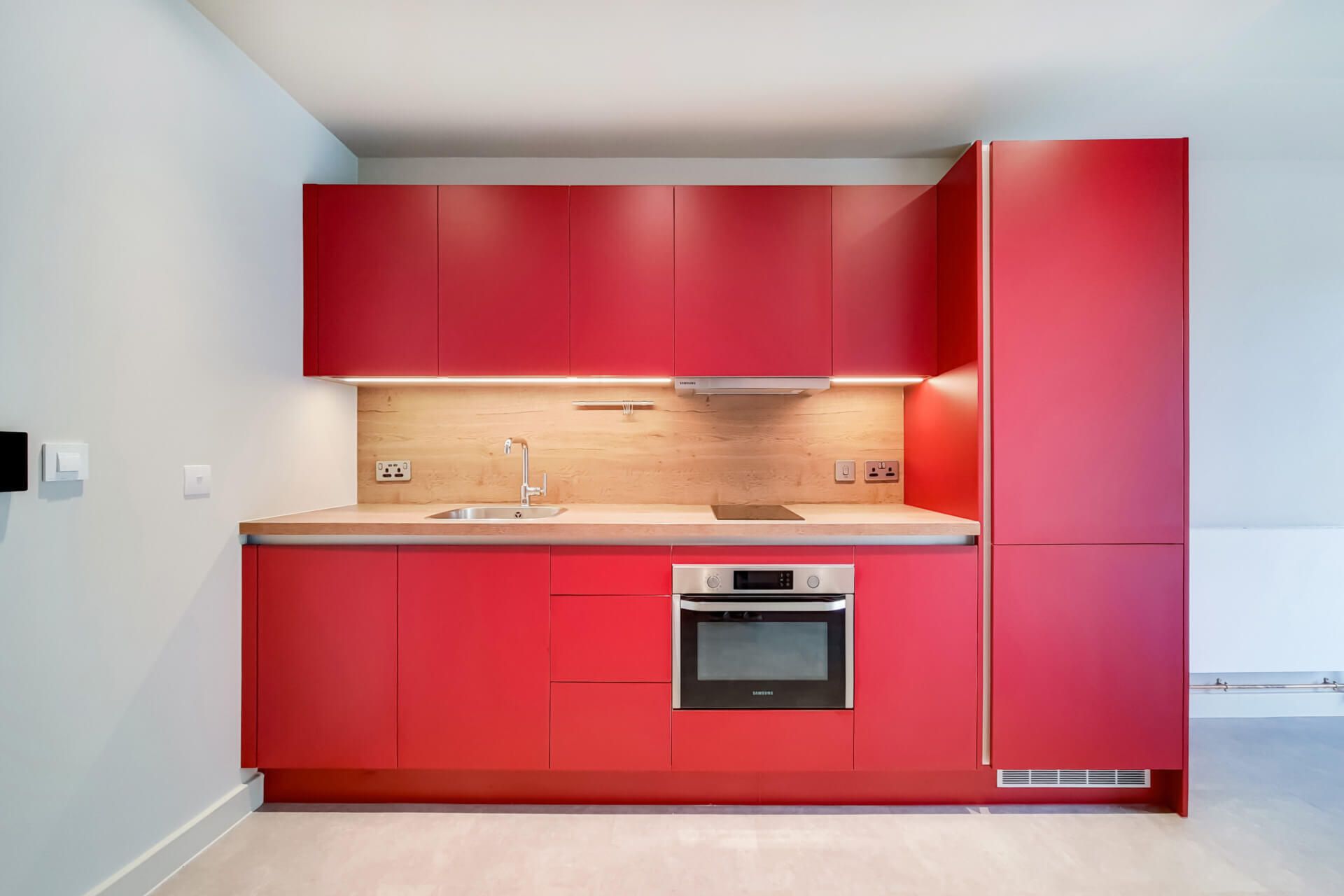 1126 The Robinson South