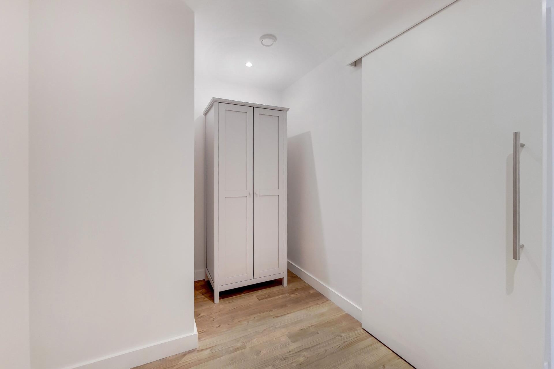 unit image