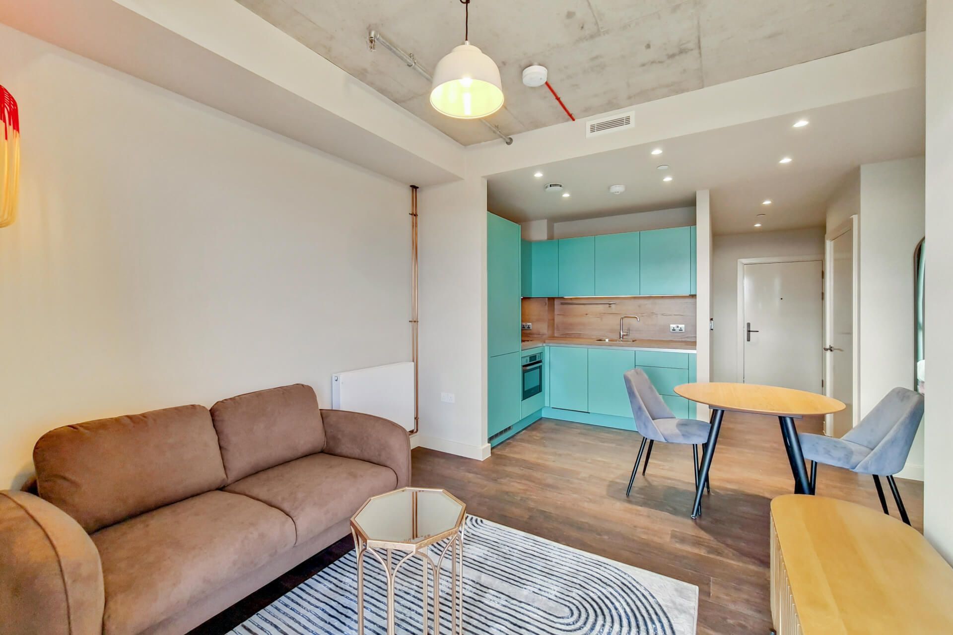 1824 The Robinson South