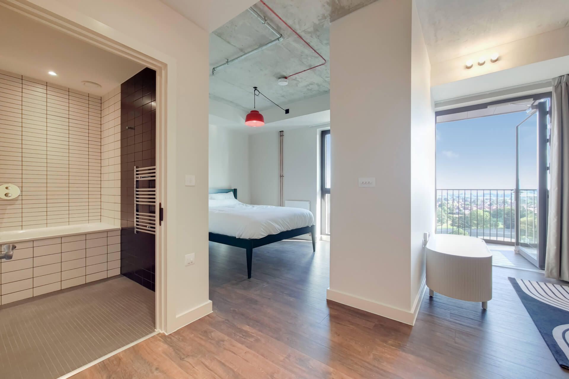 1424 The Robinson South