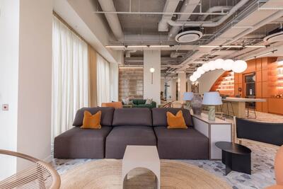 resident lounge