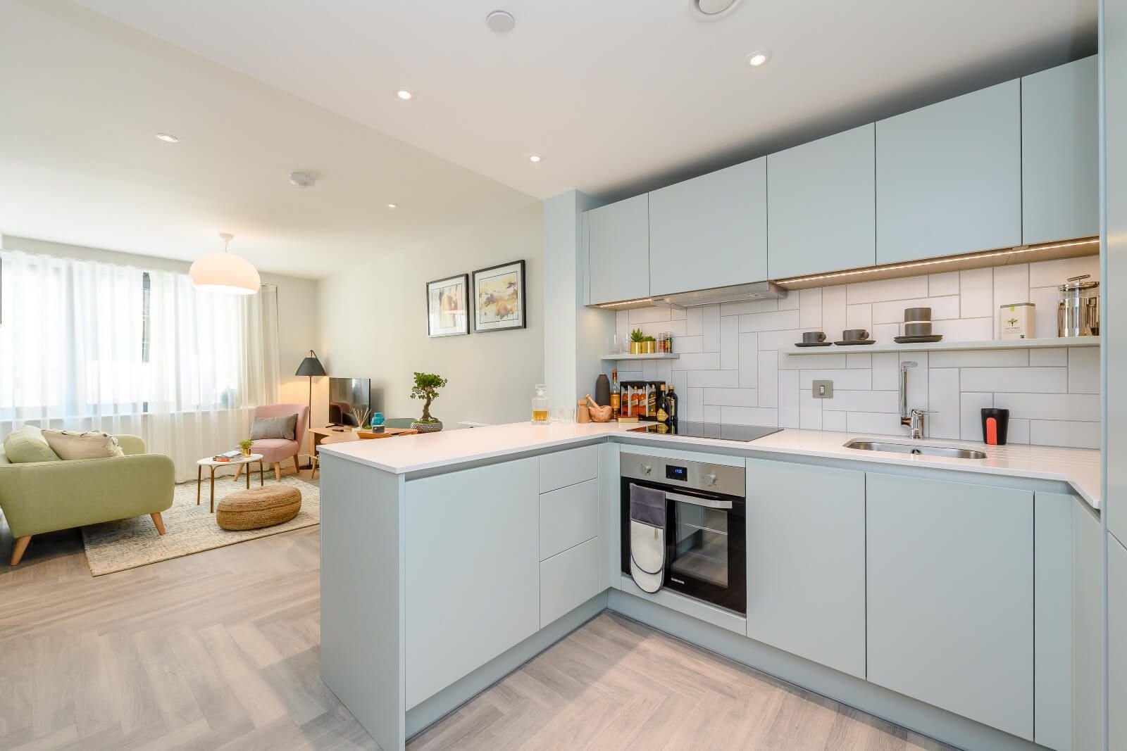 photo Studio Flat London Rent Bills Included No Deposit studio flats to rent in wembley park