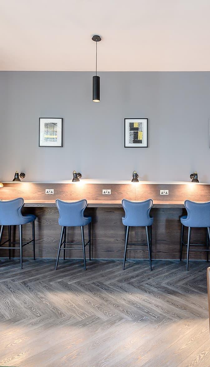 Landsby The Lounge (WFH)