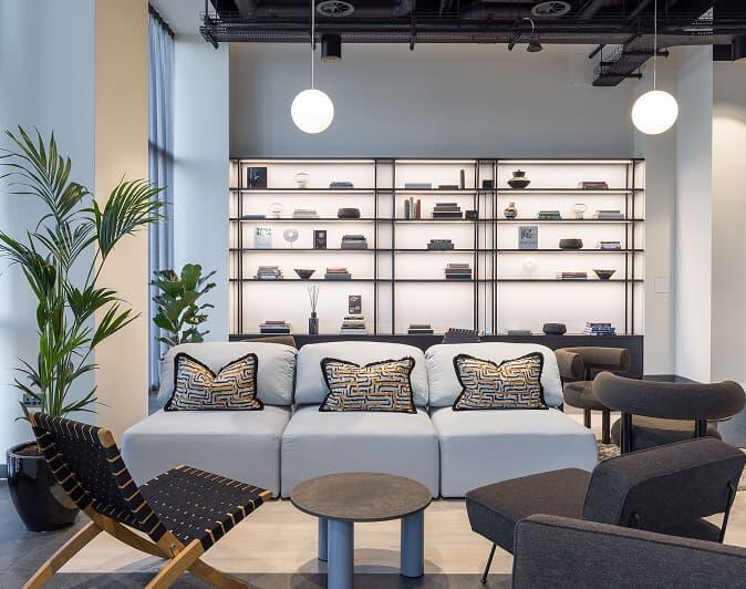 Luna Resident lounge