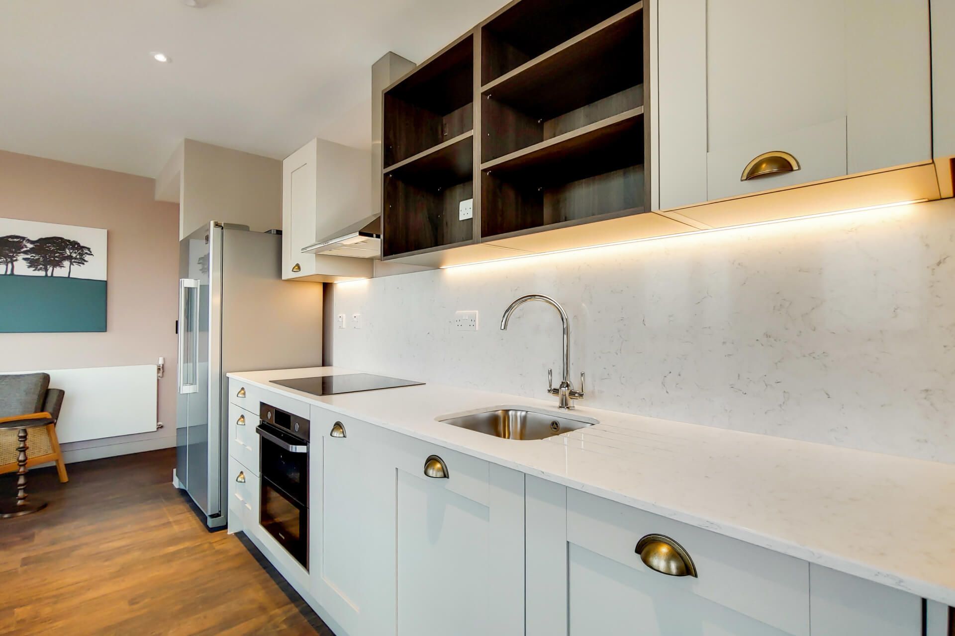 1404 Thomson