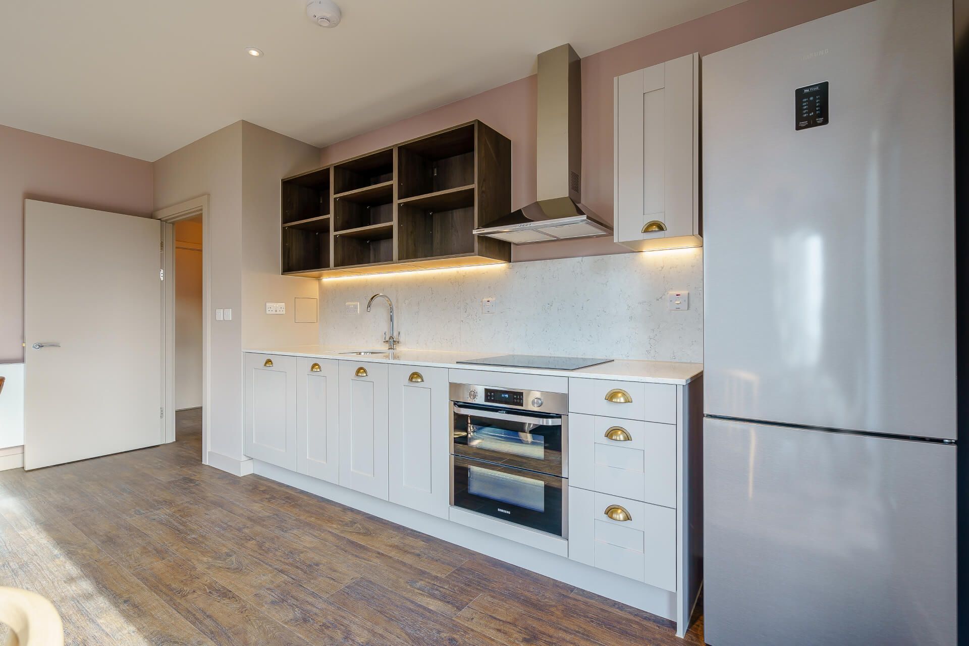 1174 Varley