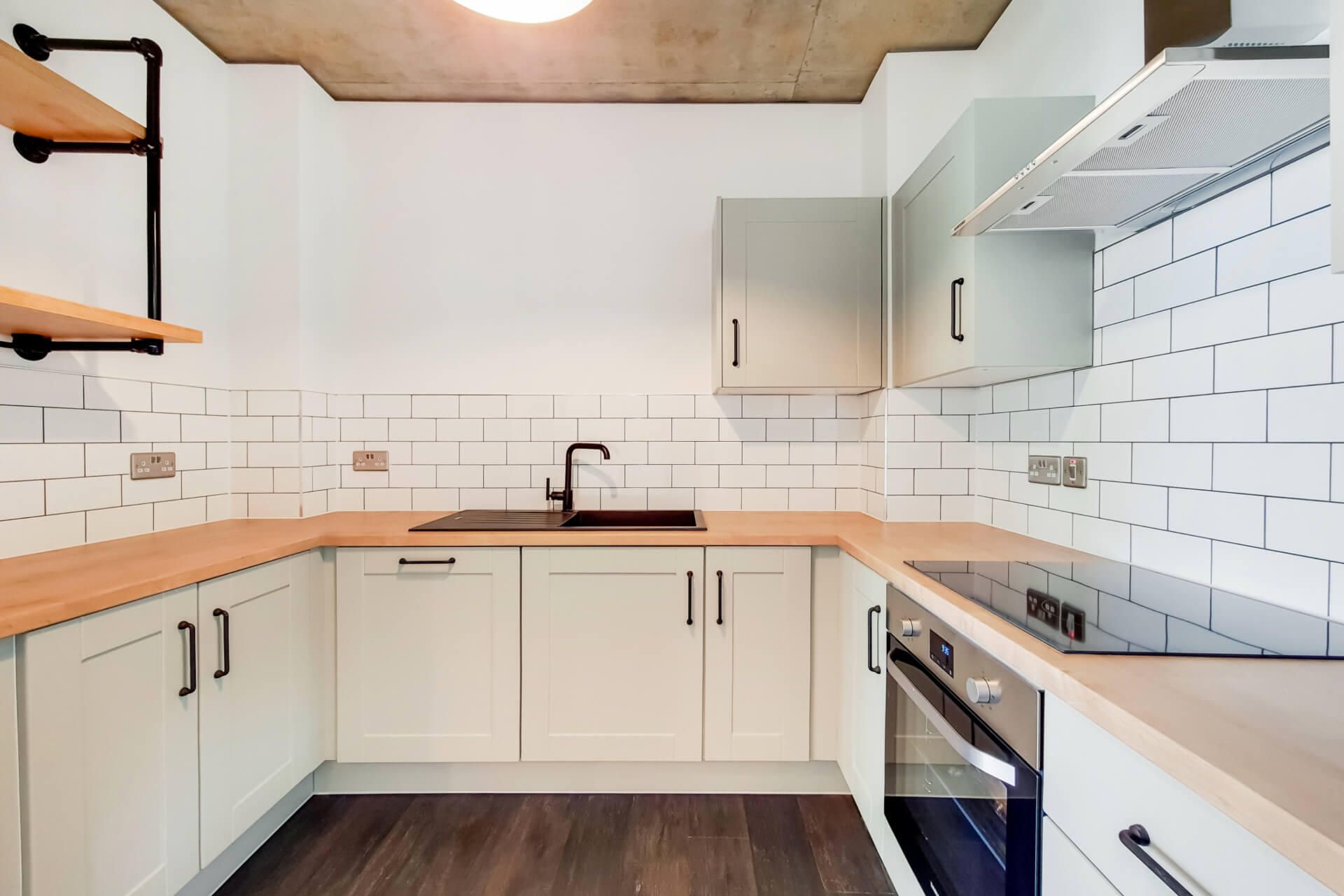 1475 Ferrum