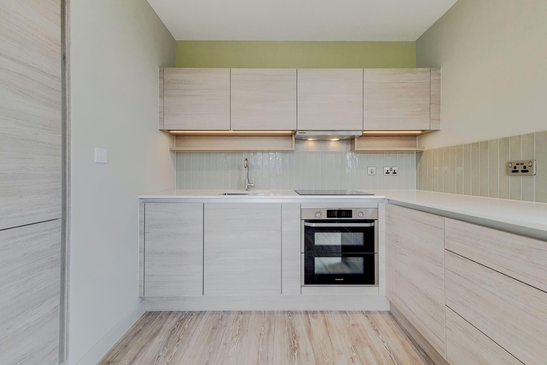 902 Madison West