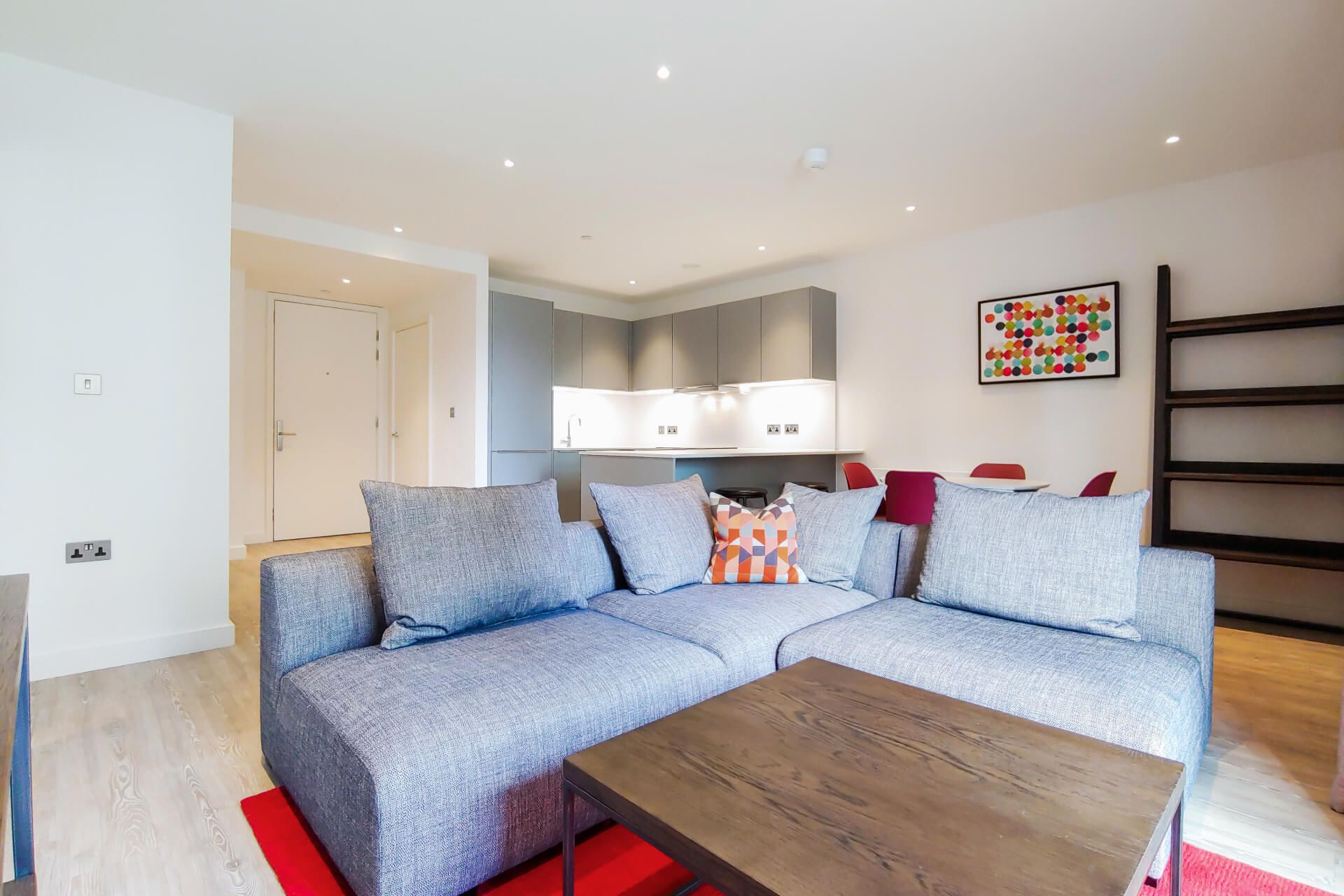 308 Landsby East