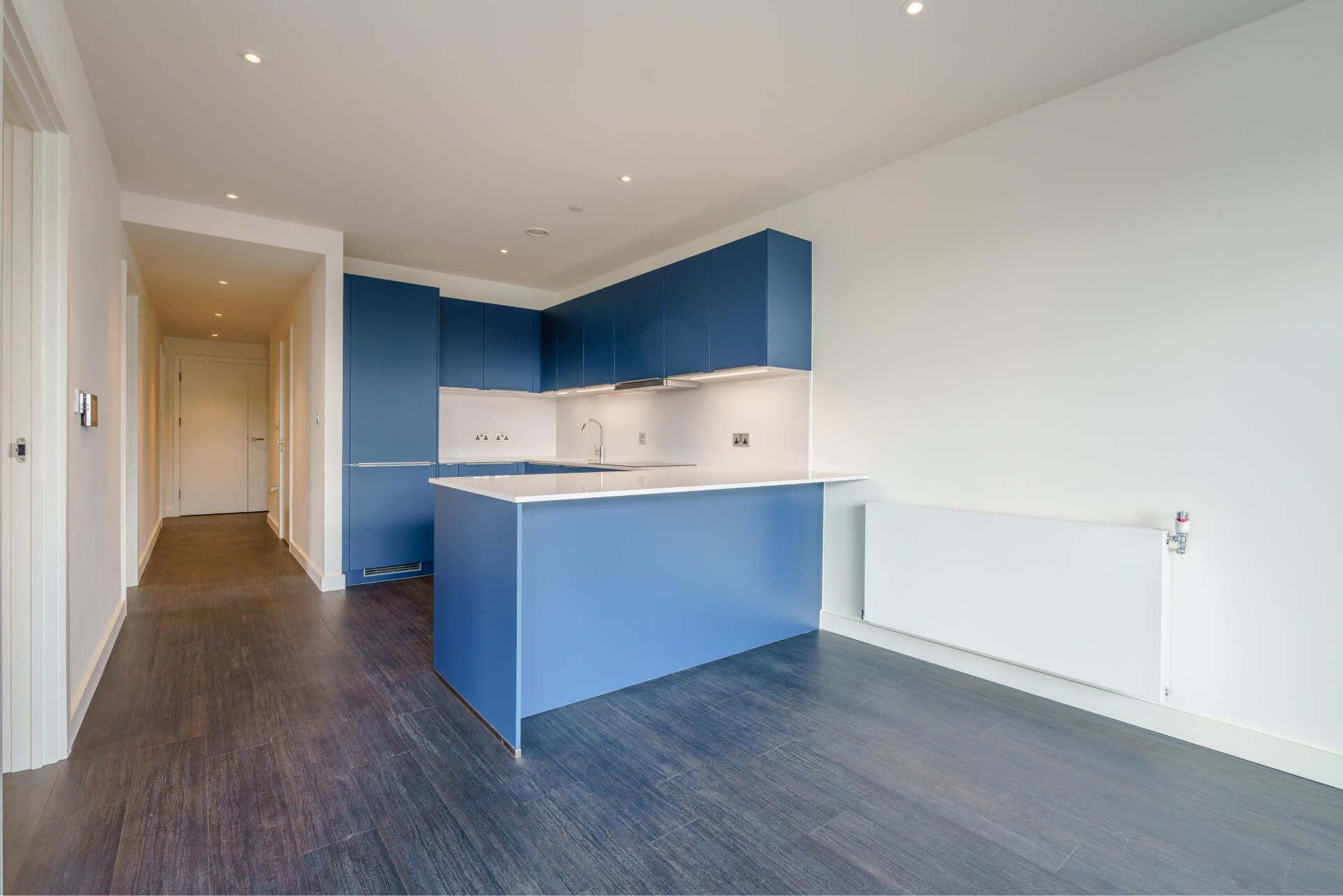 1303 Landsby East