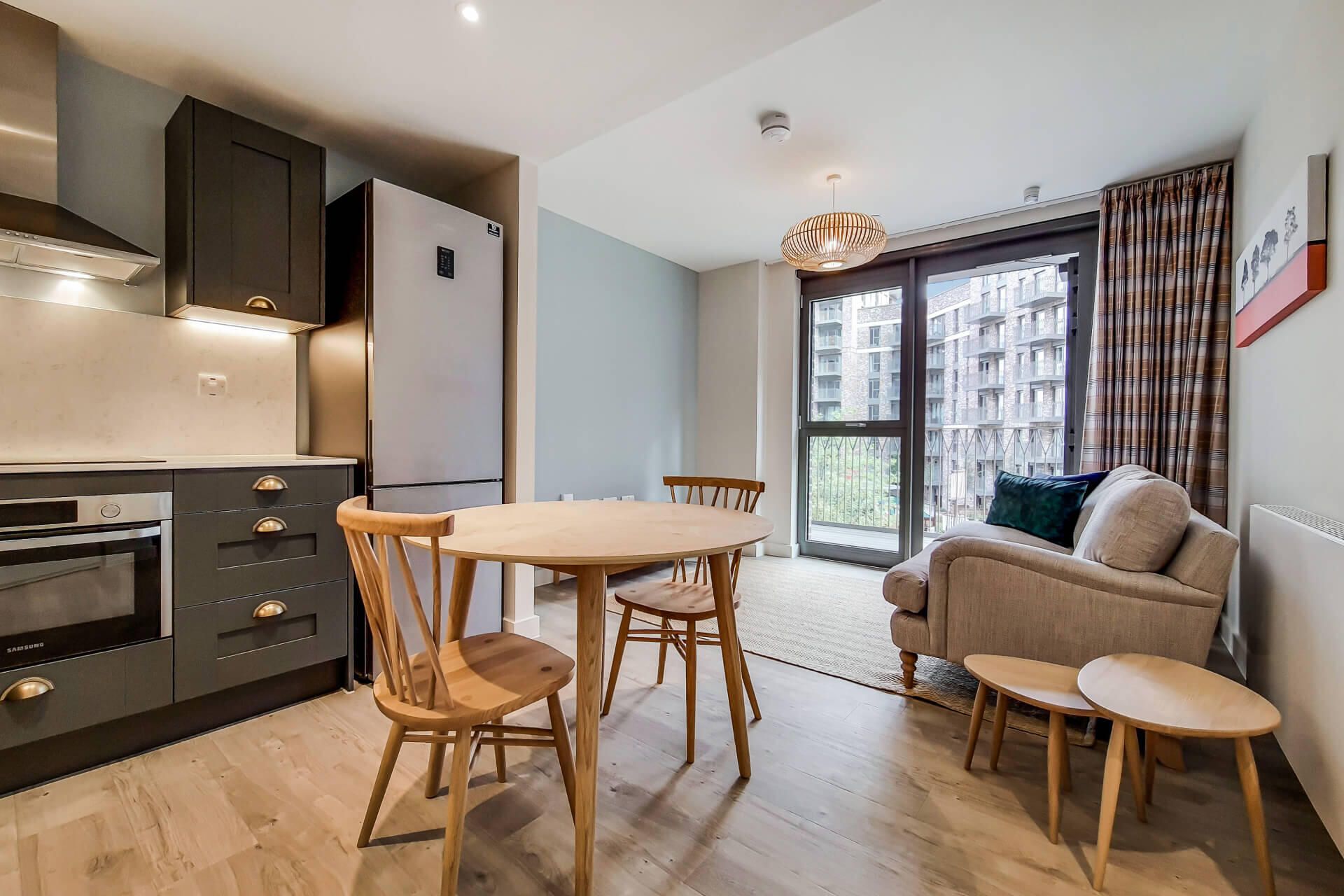 435 Lismer