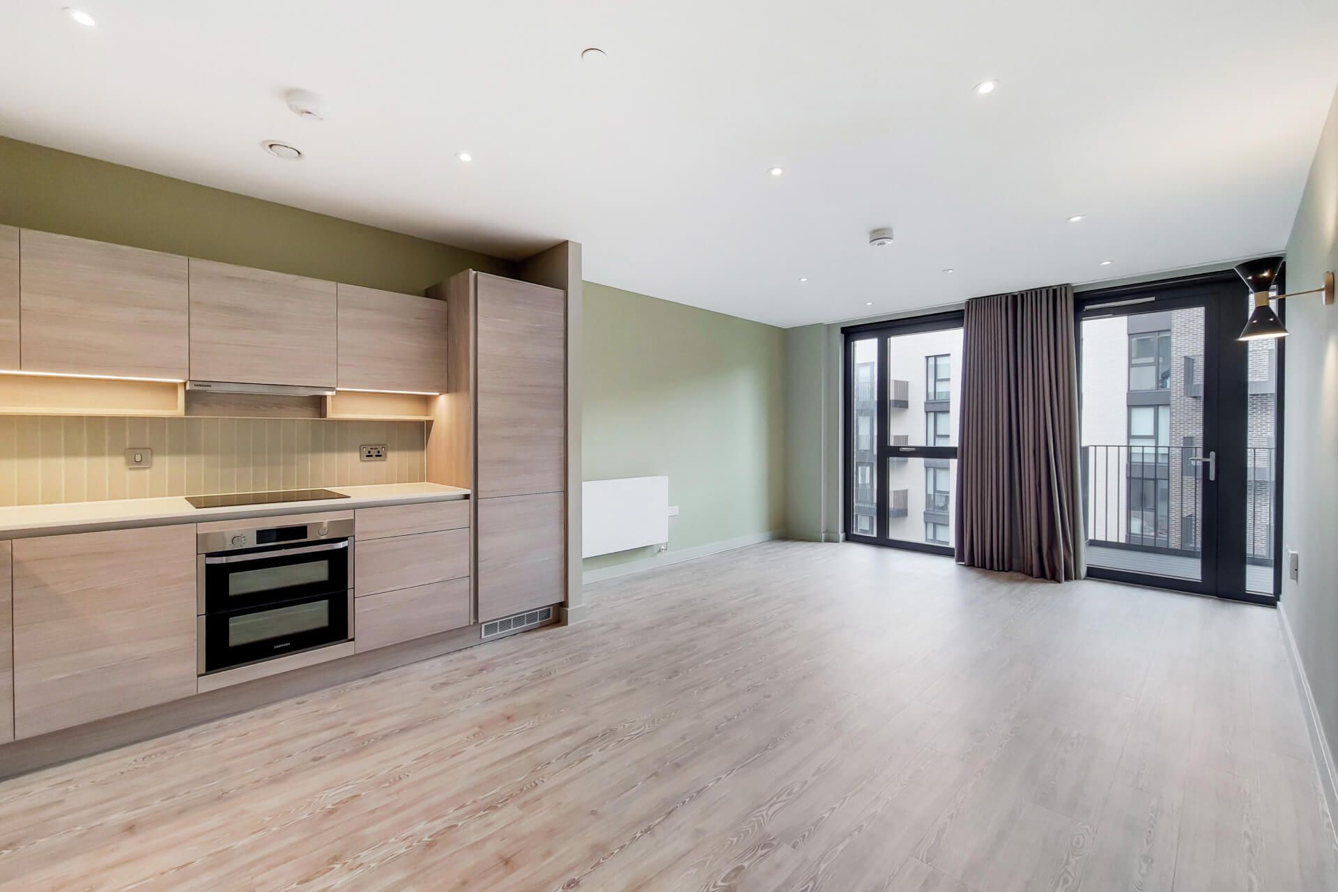 1135 Madison East